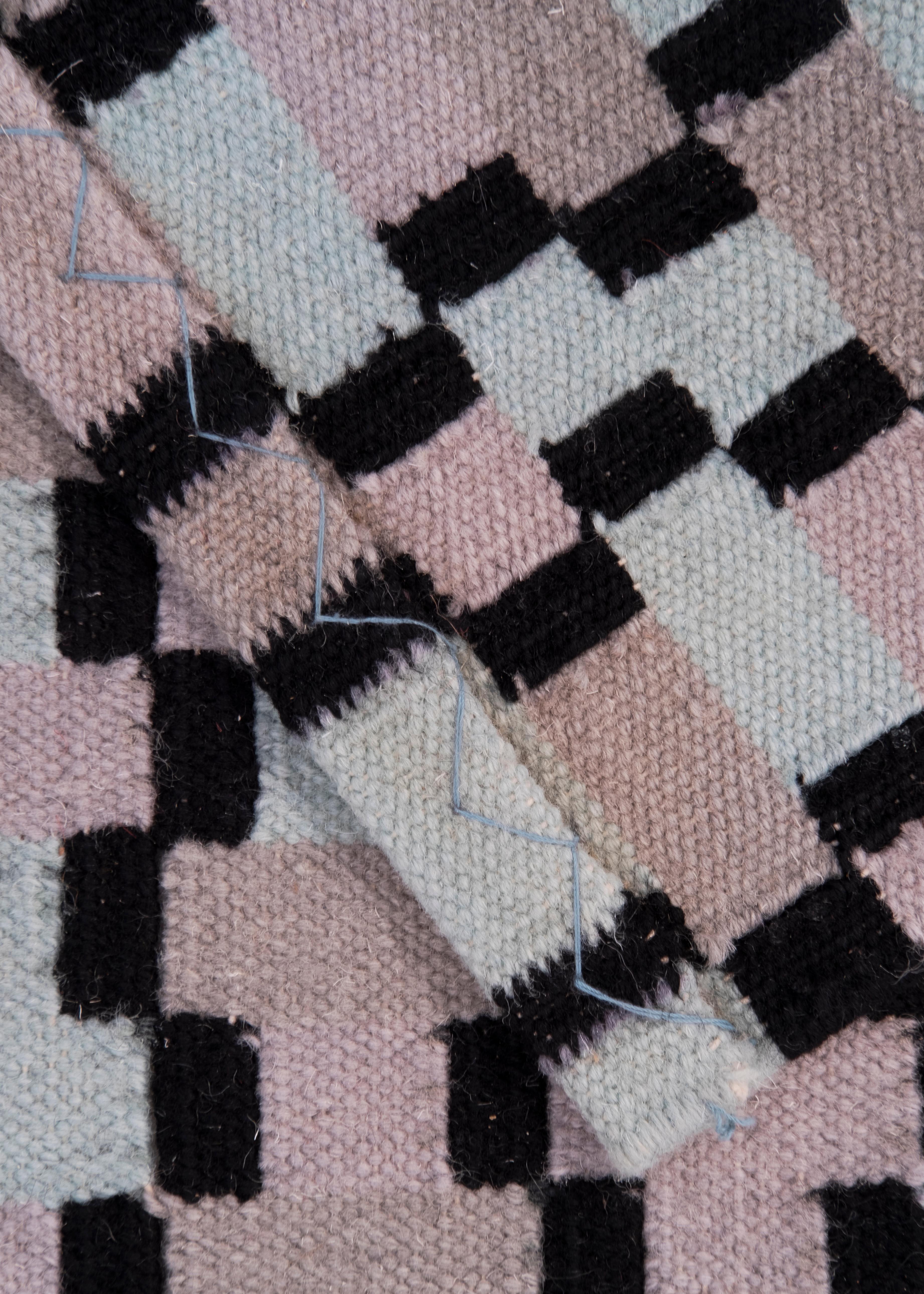 Tempo Cinque - Türkis - Design Sommer Kelim Teppich Wolle Baumwolle Teppich handgewebt (21. Jahrhundert und zeitgenössisch) im Angebot