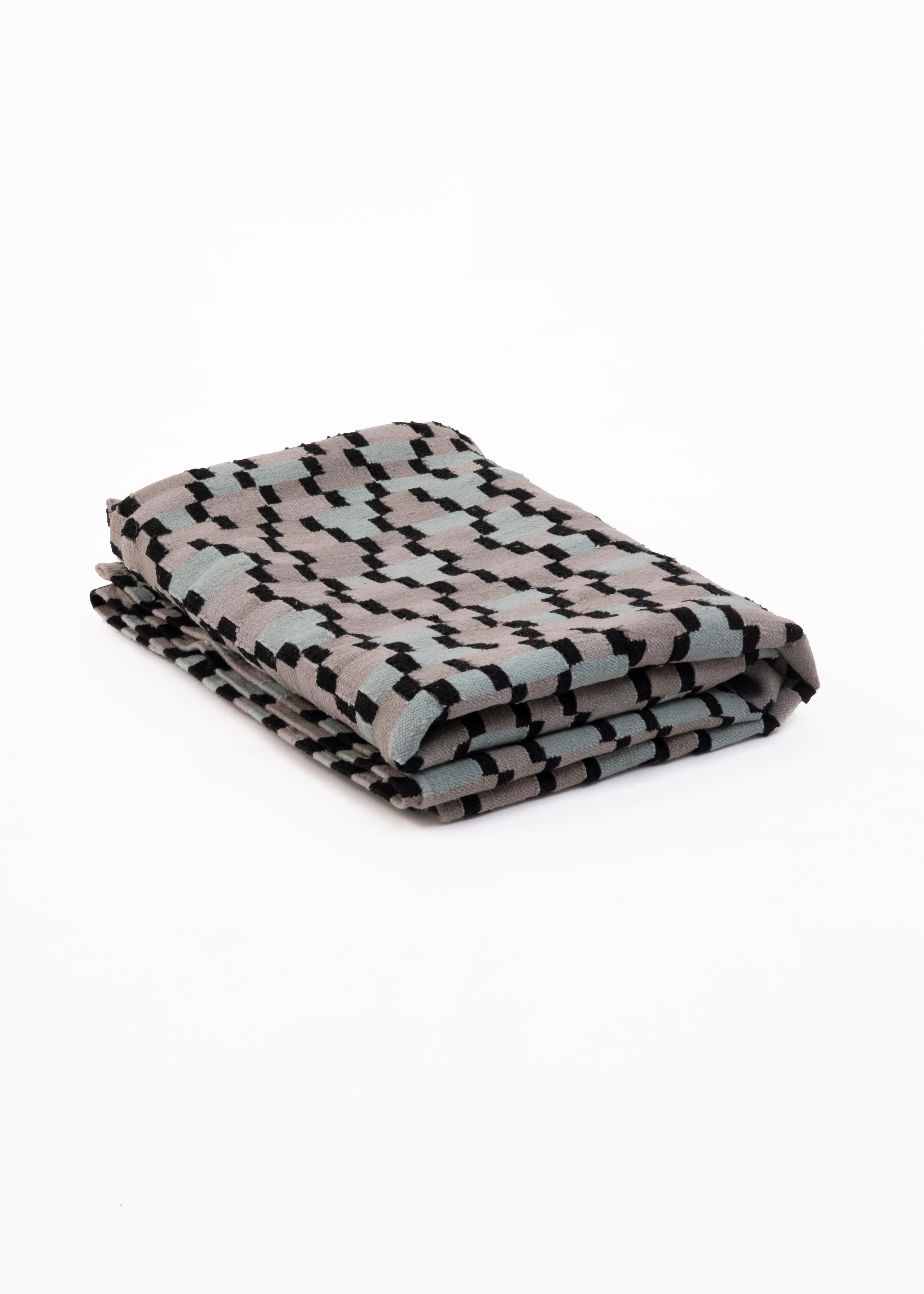 Tempo Cinque - Turquoise - Design Summer Kilim Rug Wool Cotton Carpet Handwoven For Sale 1