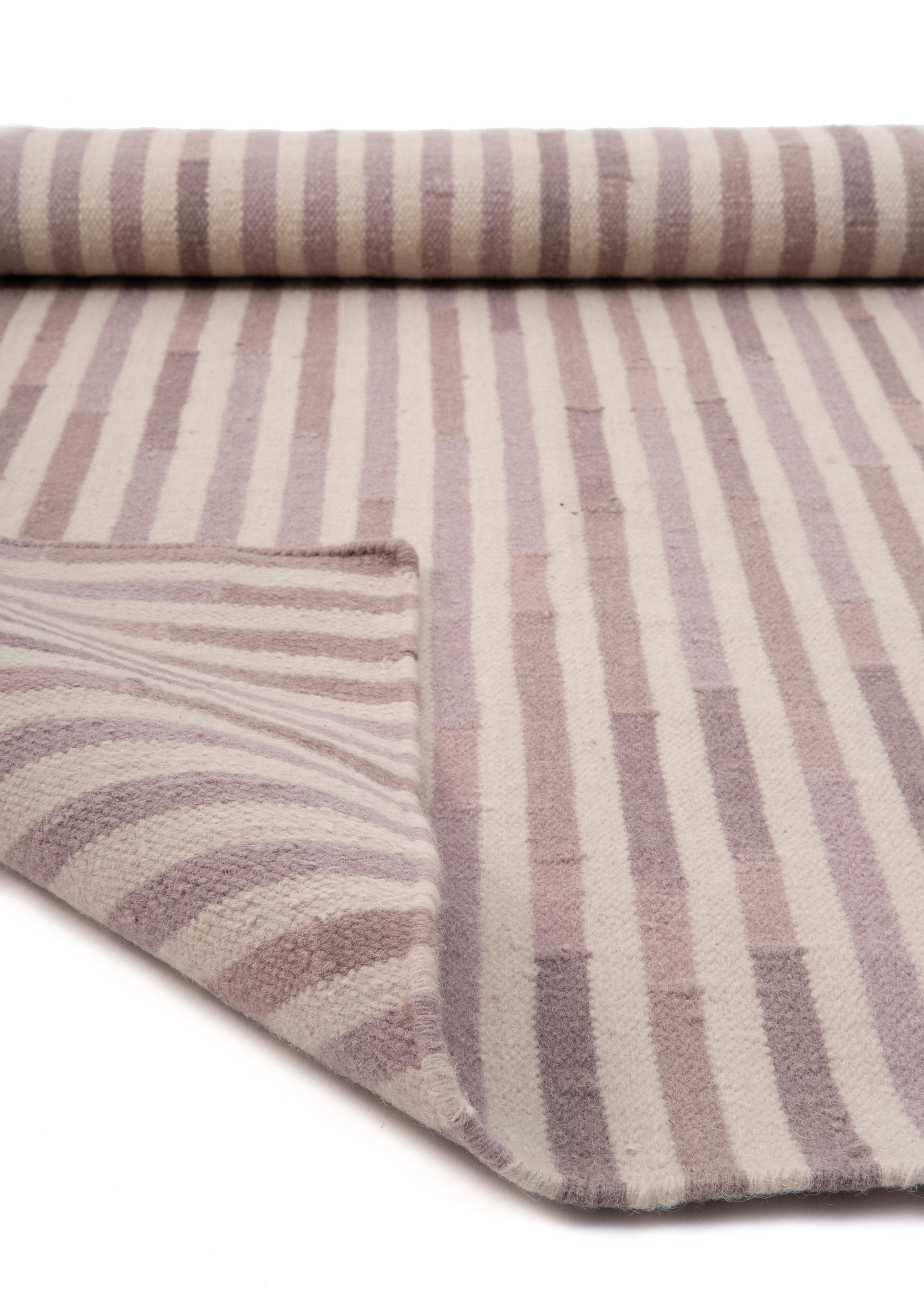 Tempo Uno - Warm - Design Sommer Kelim Teppich Zeitgenössischer Teppich aus Wolle und Baumwolle flach (Handgewebt) im Angebot