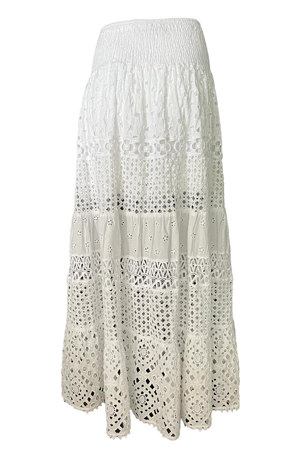 Temptation Positono White Cotton Maxi Skirt In Excellent Condition For Sale In Beverly Hills, CA