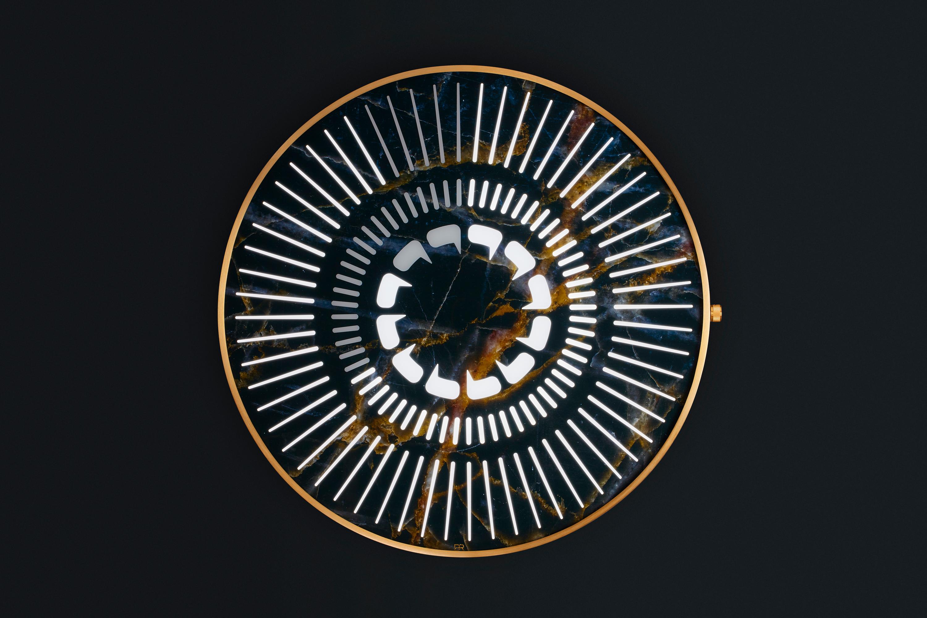 Tempus - Emperor : Beleuchtete Uhr (Moderne) im Angebot