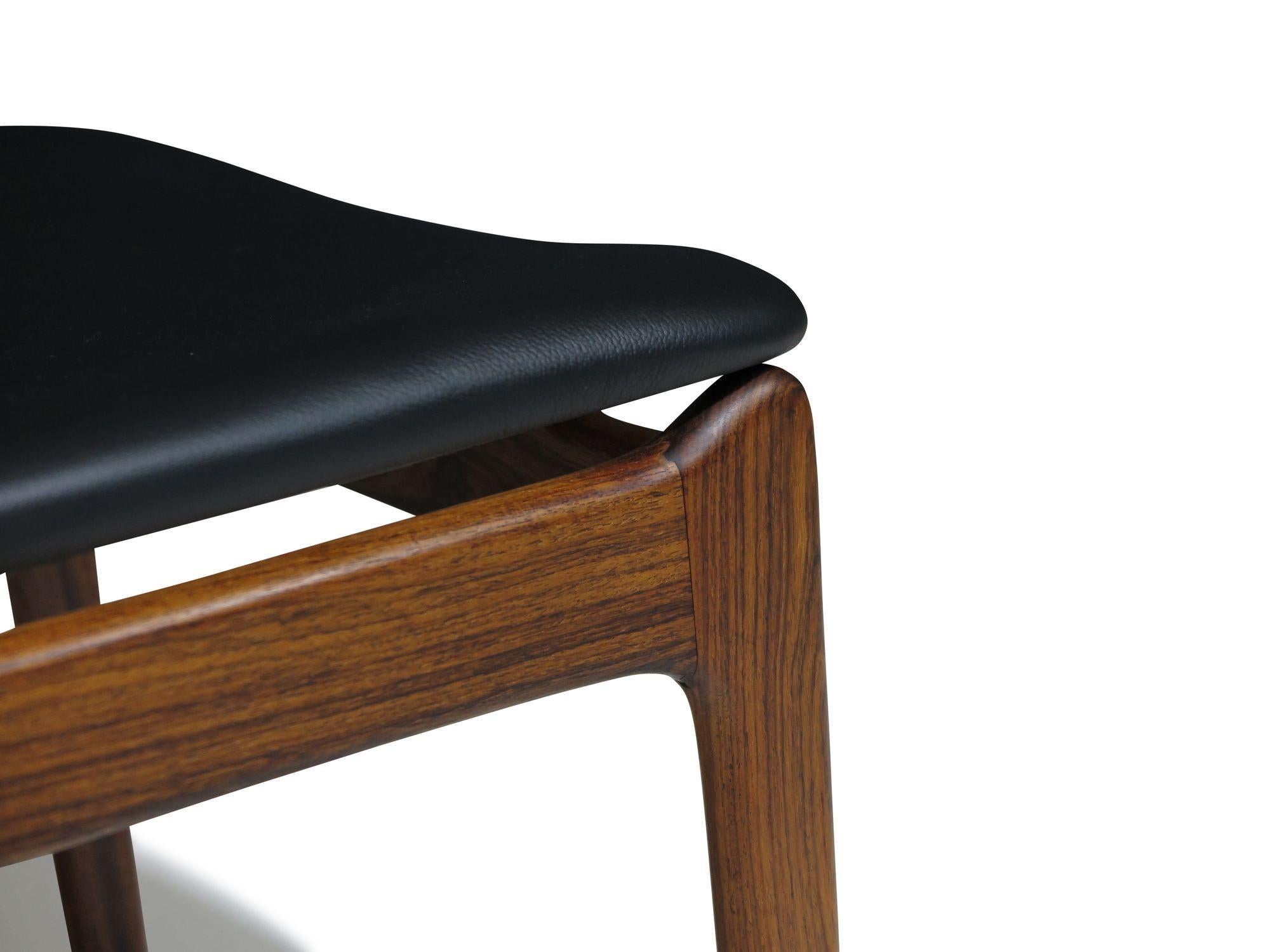 Zehn (10) Mitte des 20. Jahrhunderts brasilianische Palisander PE Jorgensen dänische Esszimmerstühle im Angebot 4