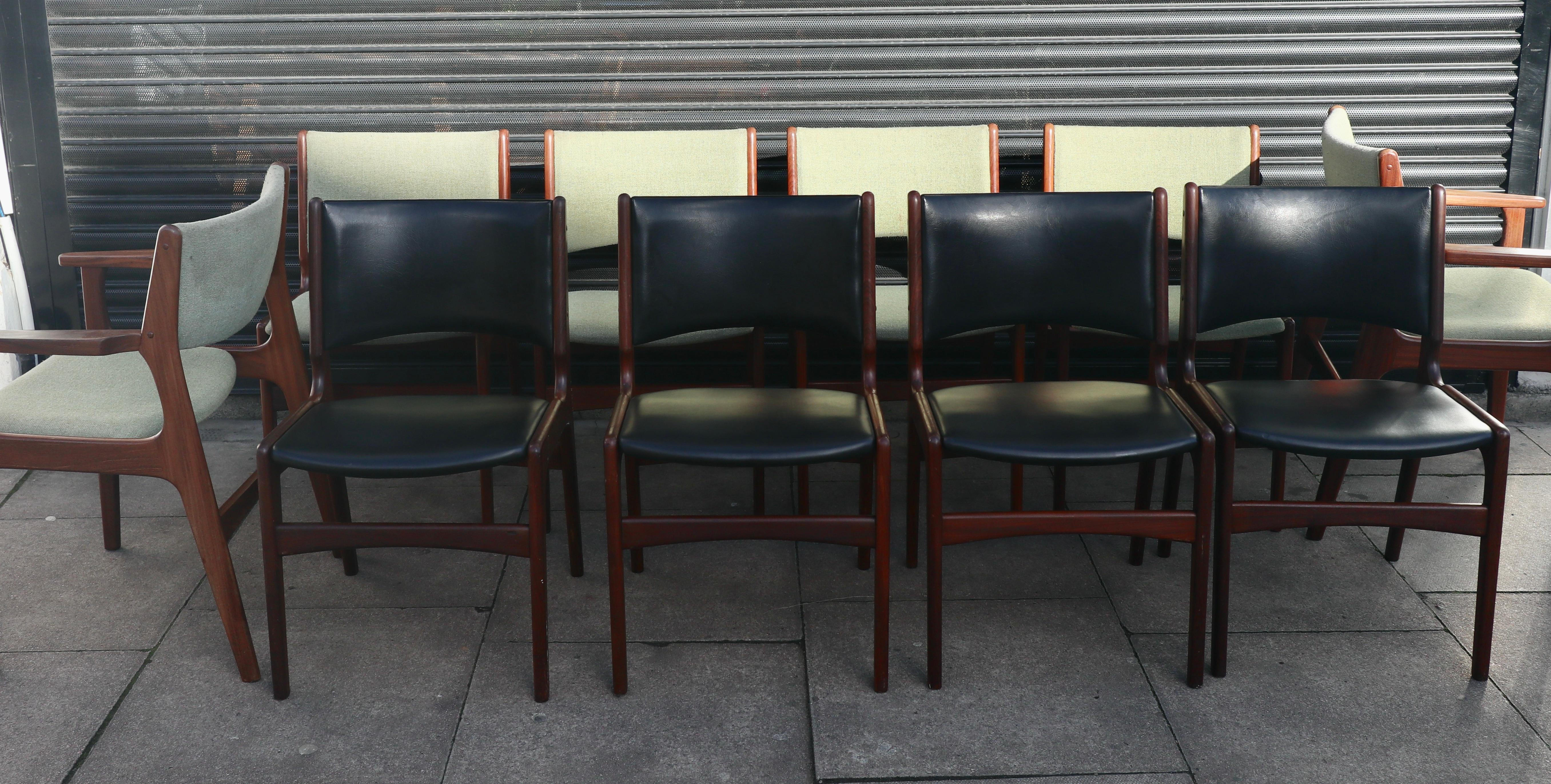 Zehn dänische Esszimmerstühle aus Teakholz, Erik Buch, Modell 89, 1960er Jahre  (Moderne der Mitte des Jahrhunderts) im Angebot