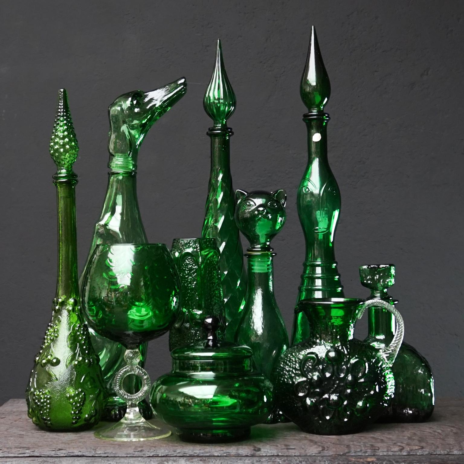 Ten 1960s Italian Empoli MCM Green Glass Vases Decanters Goblet and Candy Jar In Good Condition In Haarlem, NL