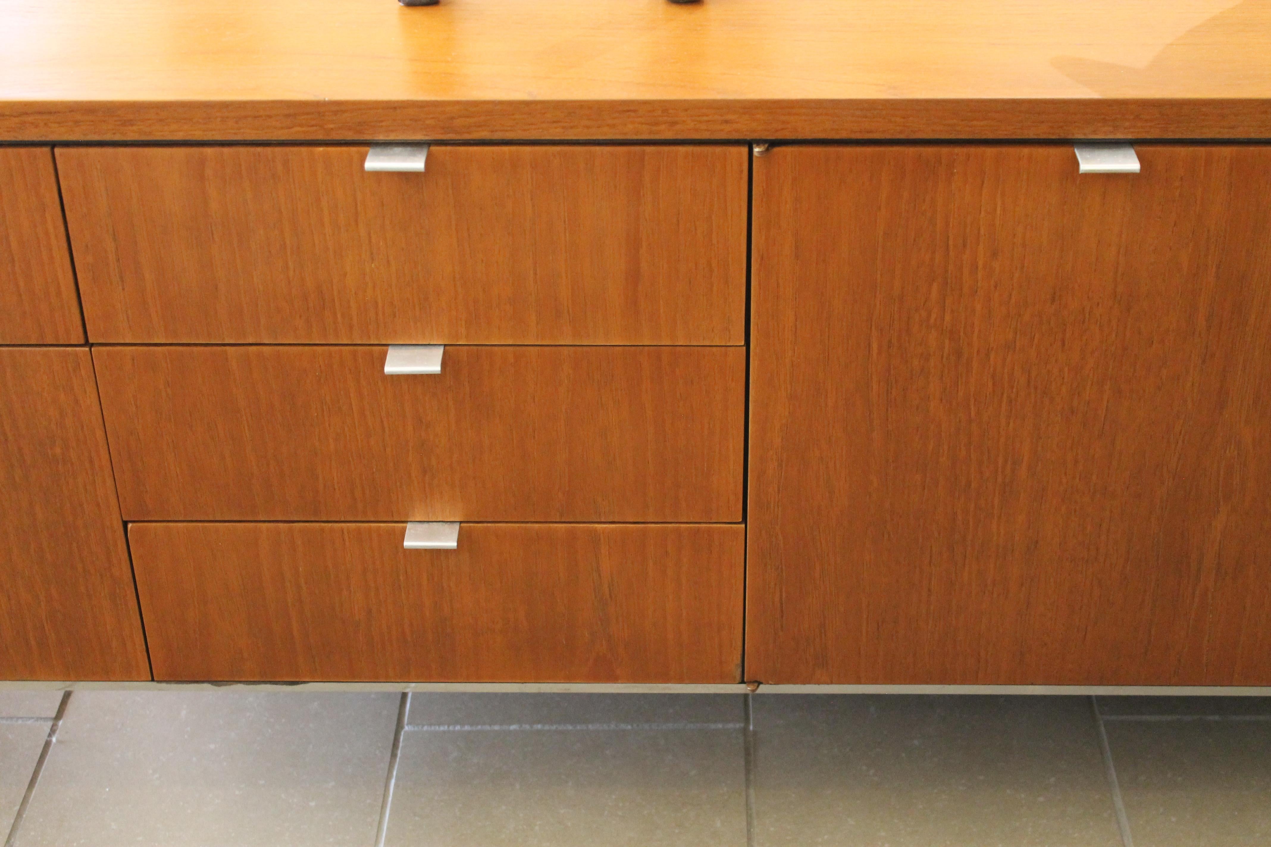 American Cabinet by Domore Office Furniture