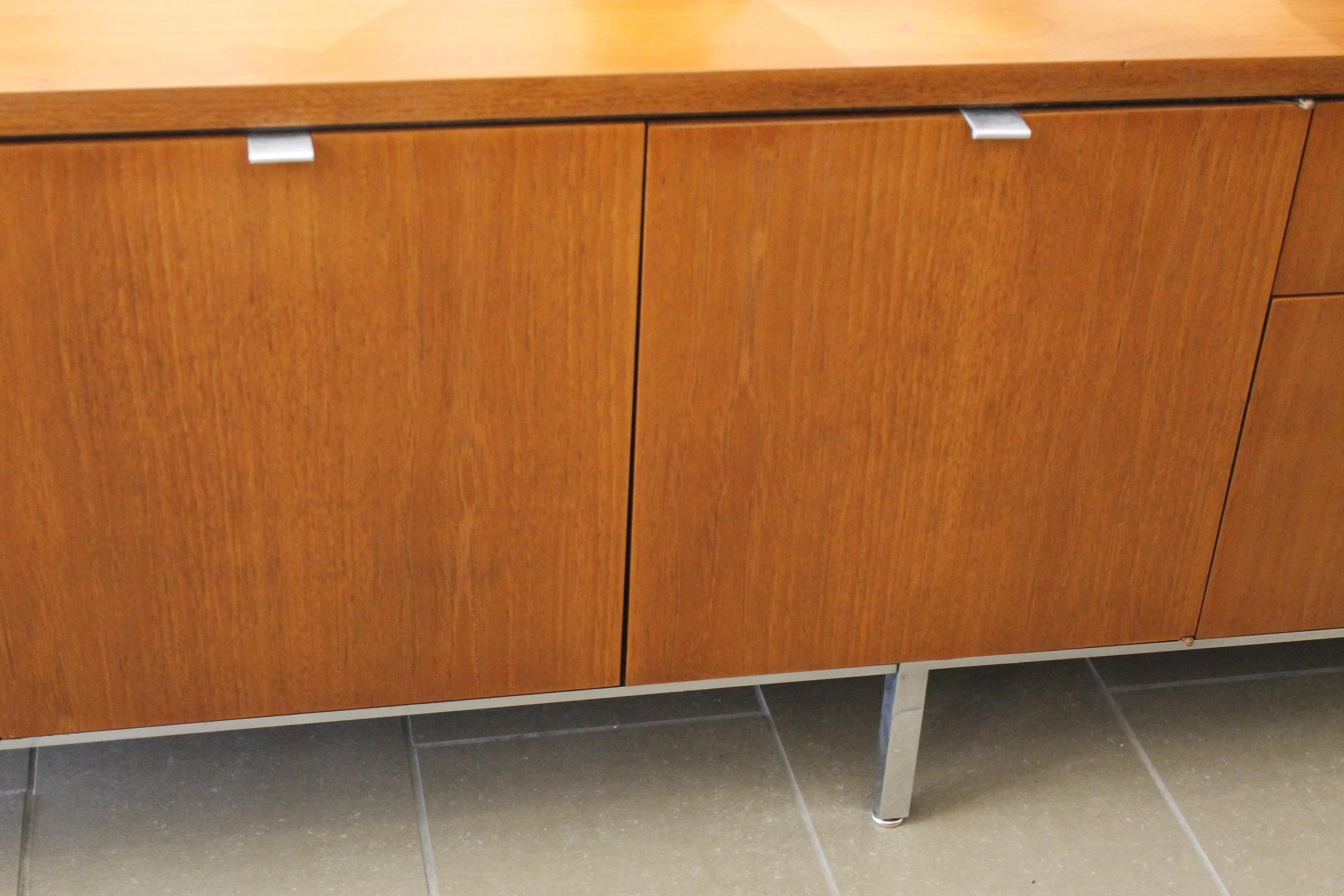 Cabinet by Domore Office Furniture In Good Condition In Palm Springs, CA