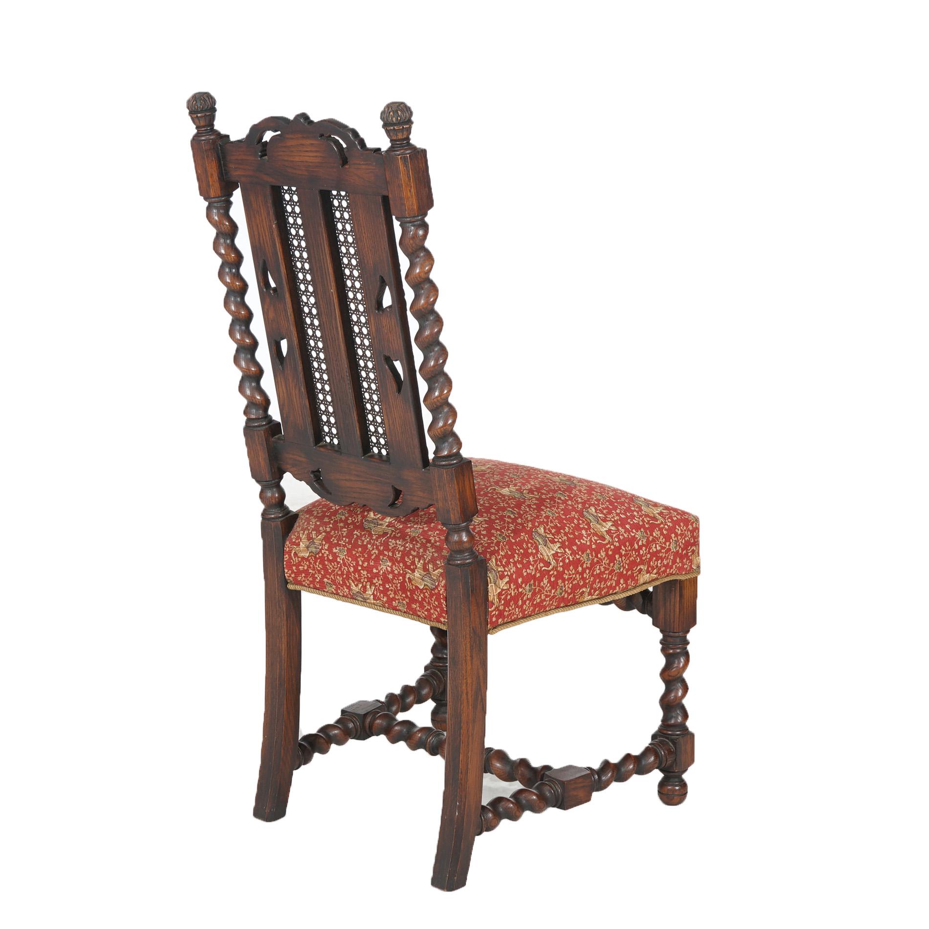 20ième siècle Dix chaises anciennes de style élisabéthain et jacobéen en chêne sculpté et à dossier en canne, C1900 en vente