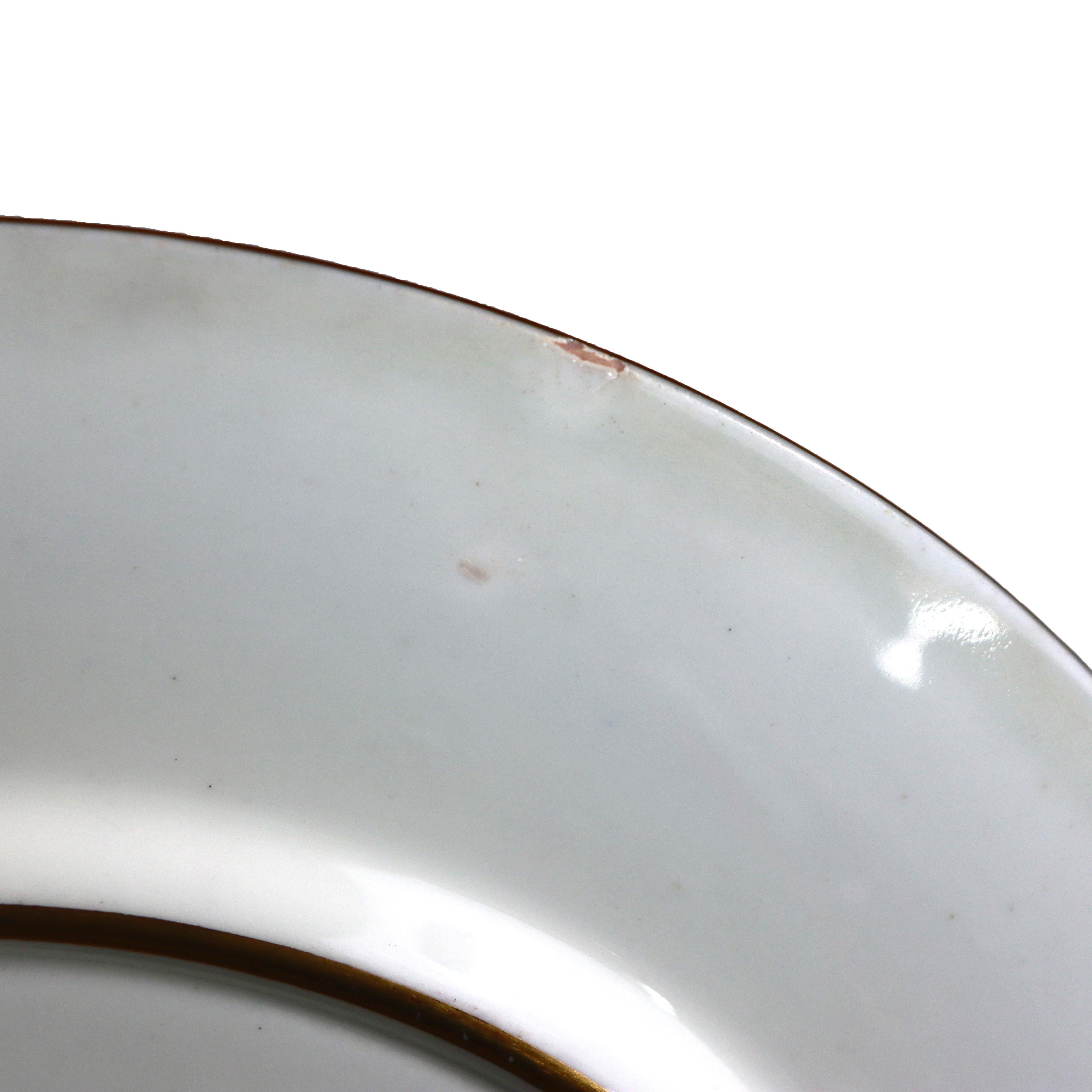 20ième siècle Dix assiettes à déjeuner anglaises anciennes en porcelaine fine cobalt et dorée, datant de 1930 en vente