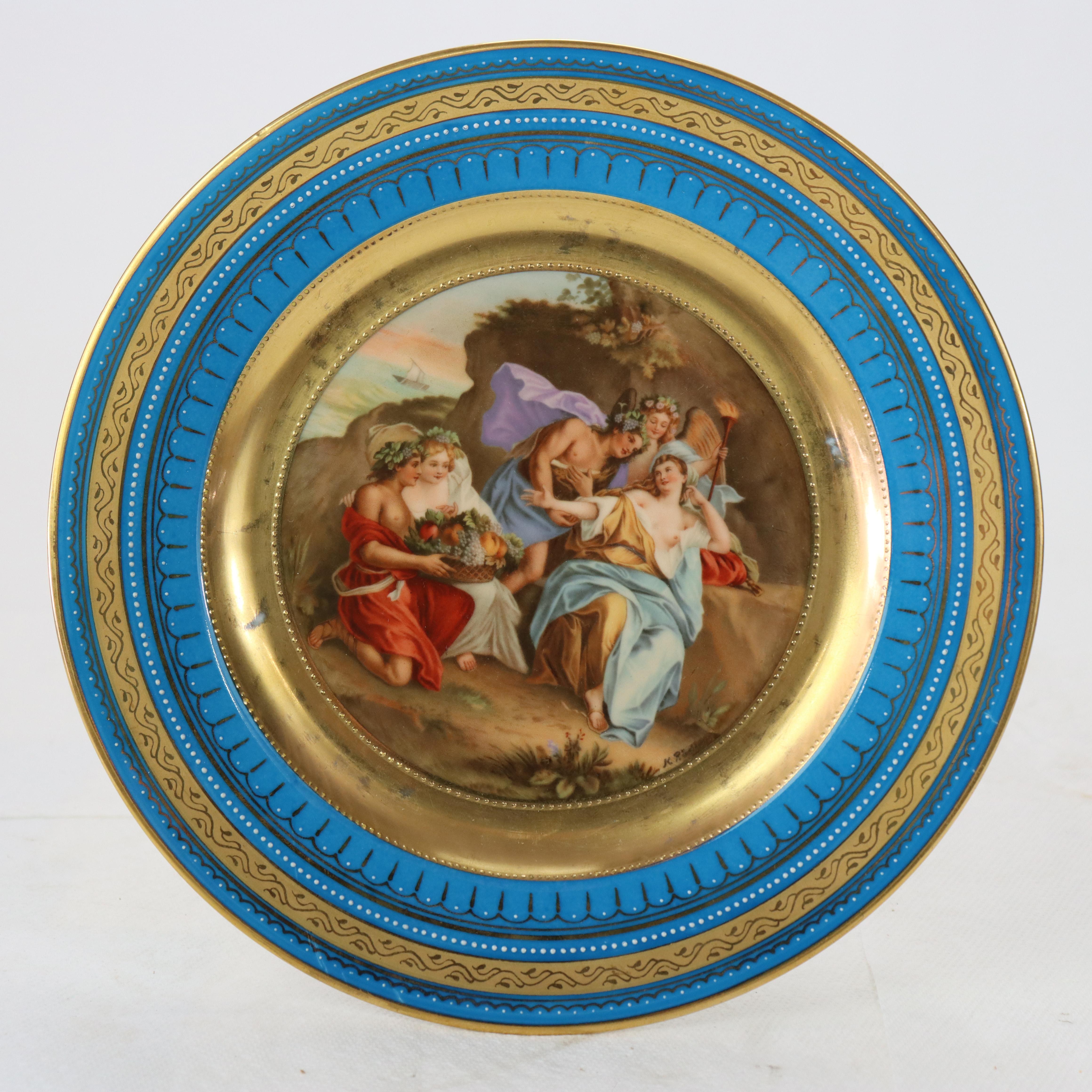 Ensemble de 10 assiettes anciennes en porcelaine royale de Vienne avec scènes classiques C1920
Mesures - 10 5/8
