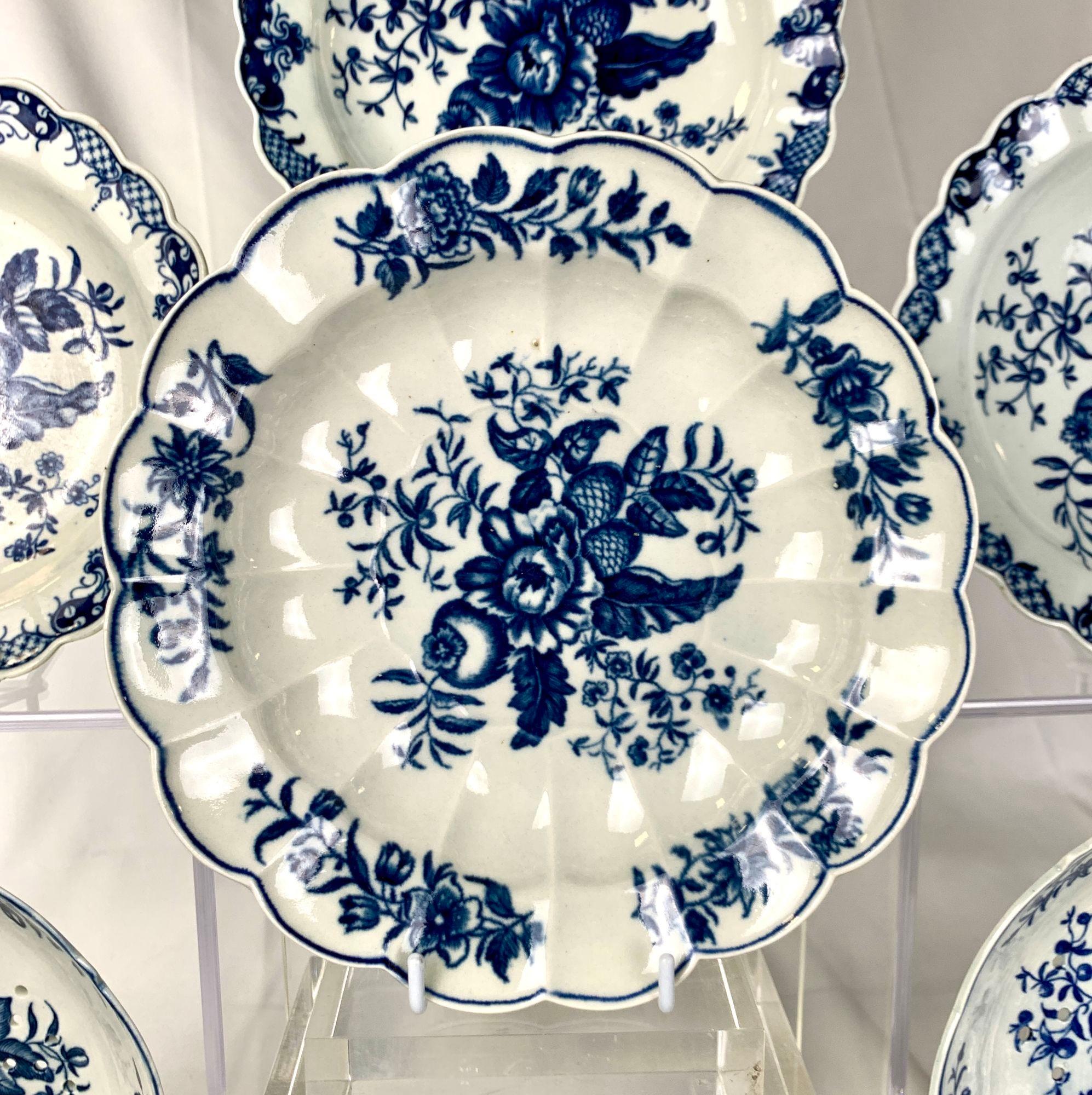 Cabinet Set 10 Blue and White 18th Century Dr Wall Worcester Porcelain Dishes 5