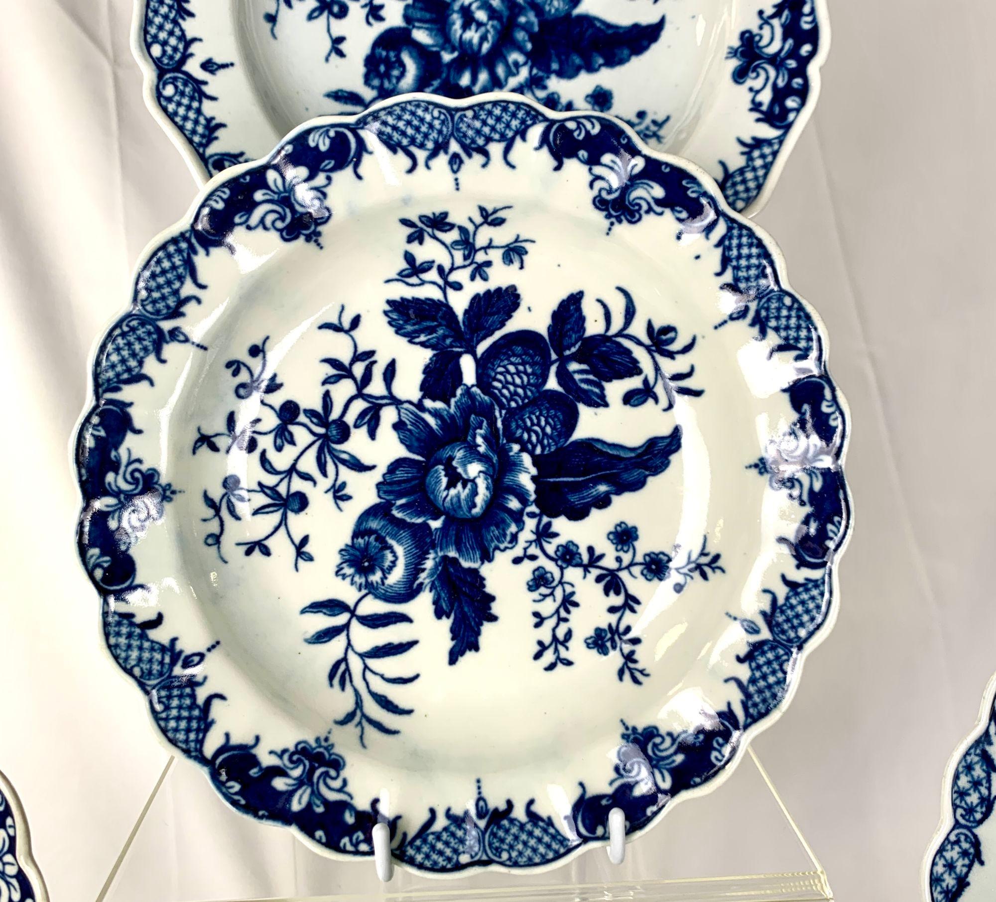 Cabinet Set 10 Blue and White 18th Century Dr Wall Worcester Porcelain Dishes 6