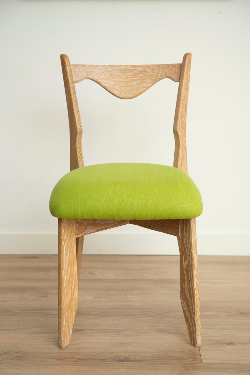 Mid-Century moderno Dieci sedie da sala da pranzo in Oak cerato di Guillerme & Chambron in vendita