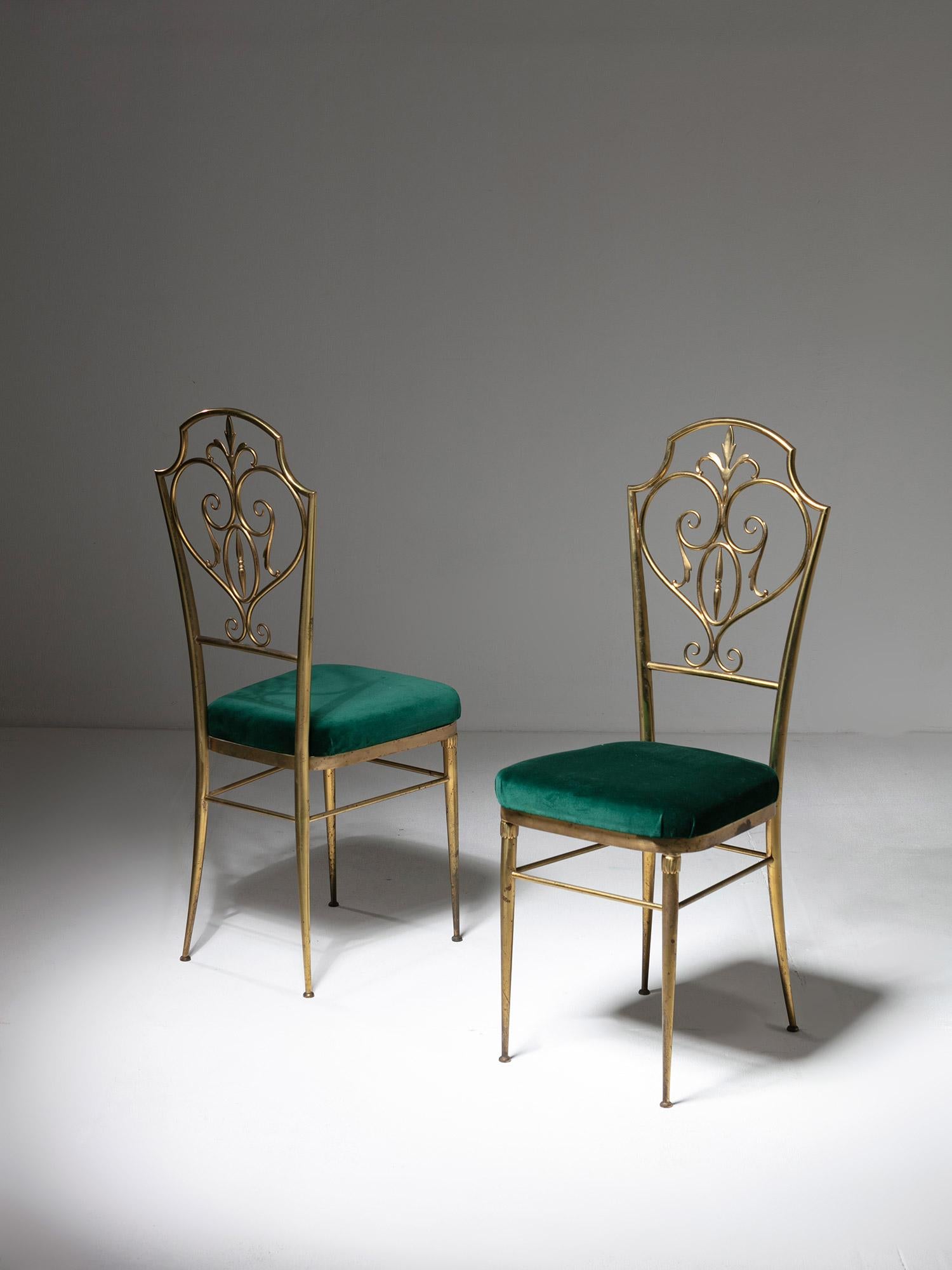 Mid-Century Modern Dix chaises Chiavari en laiton, sièges en velours, dossiers baroques, Italie, années 1950 en vente