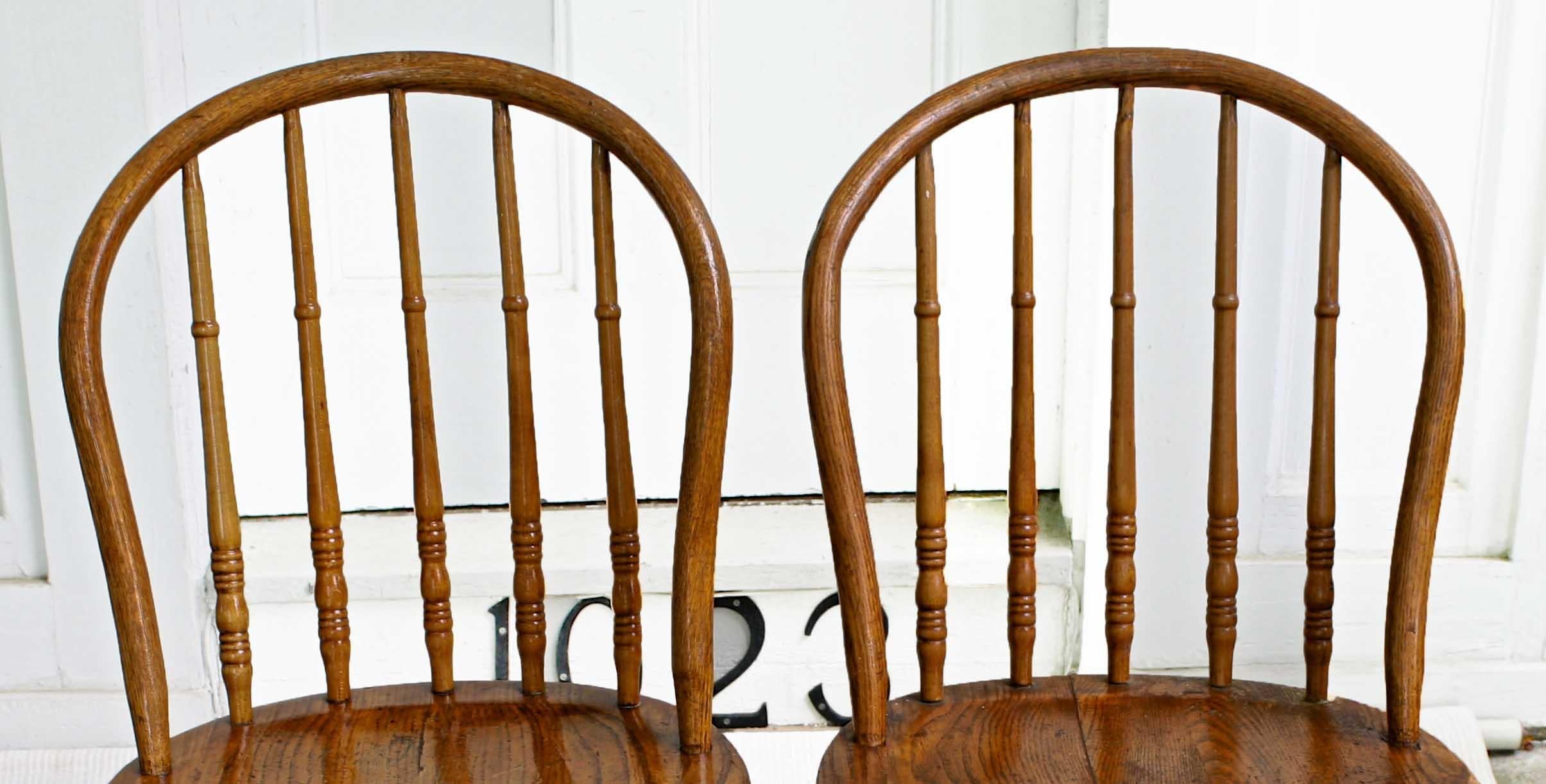 TEN Connecticut Hoop Back Windsor Chairs In Good Condition For Sale In Woodbury, CT