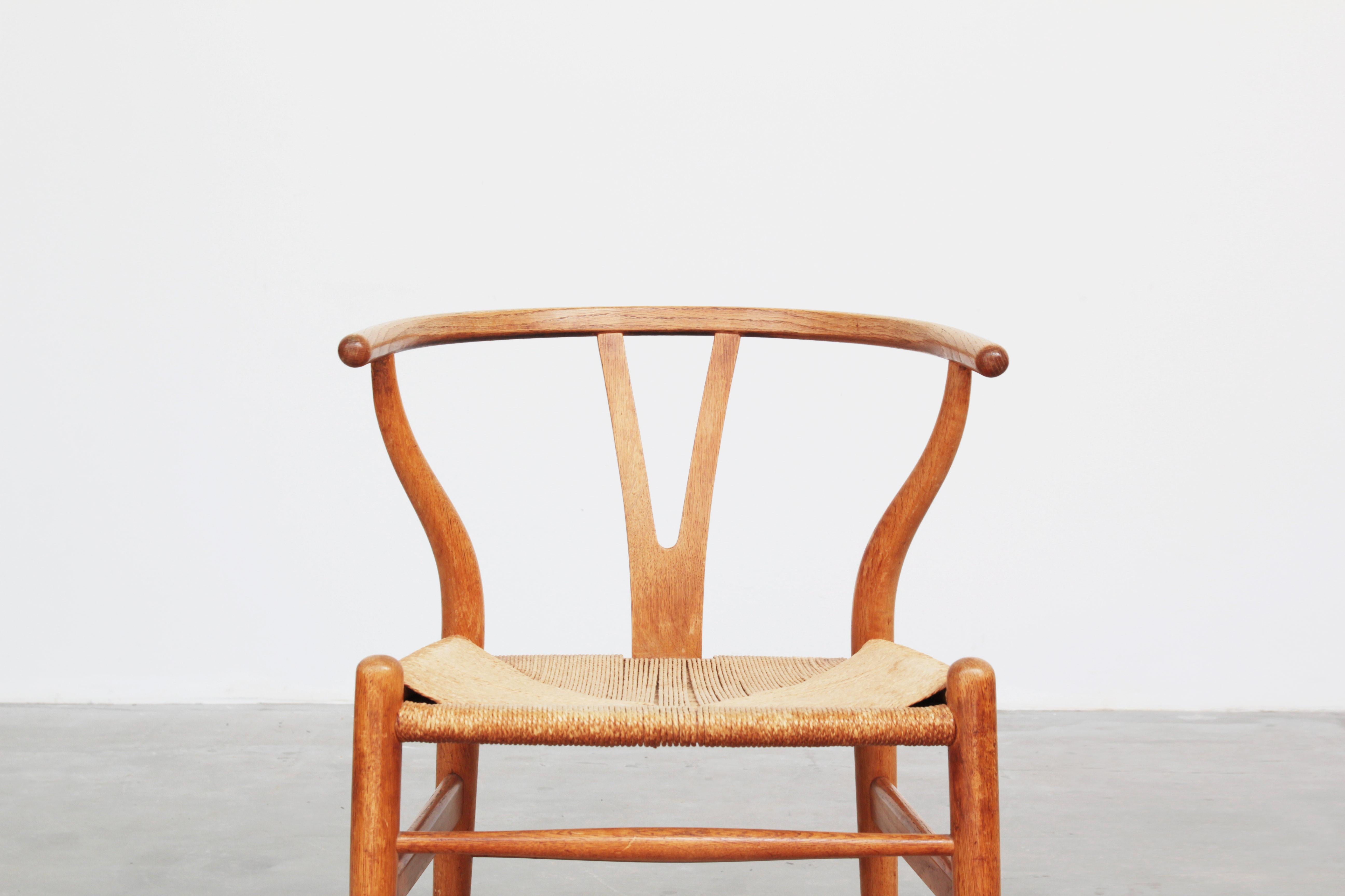 Ten Danish Vintage Wishbone Chairs CH 24 by Hans J. Wegner for Carl Hansen Oak 2