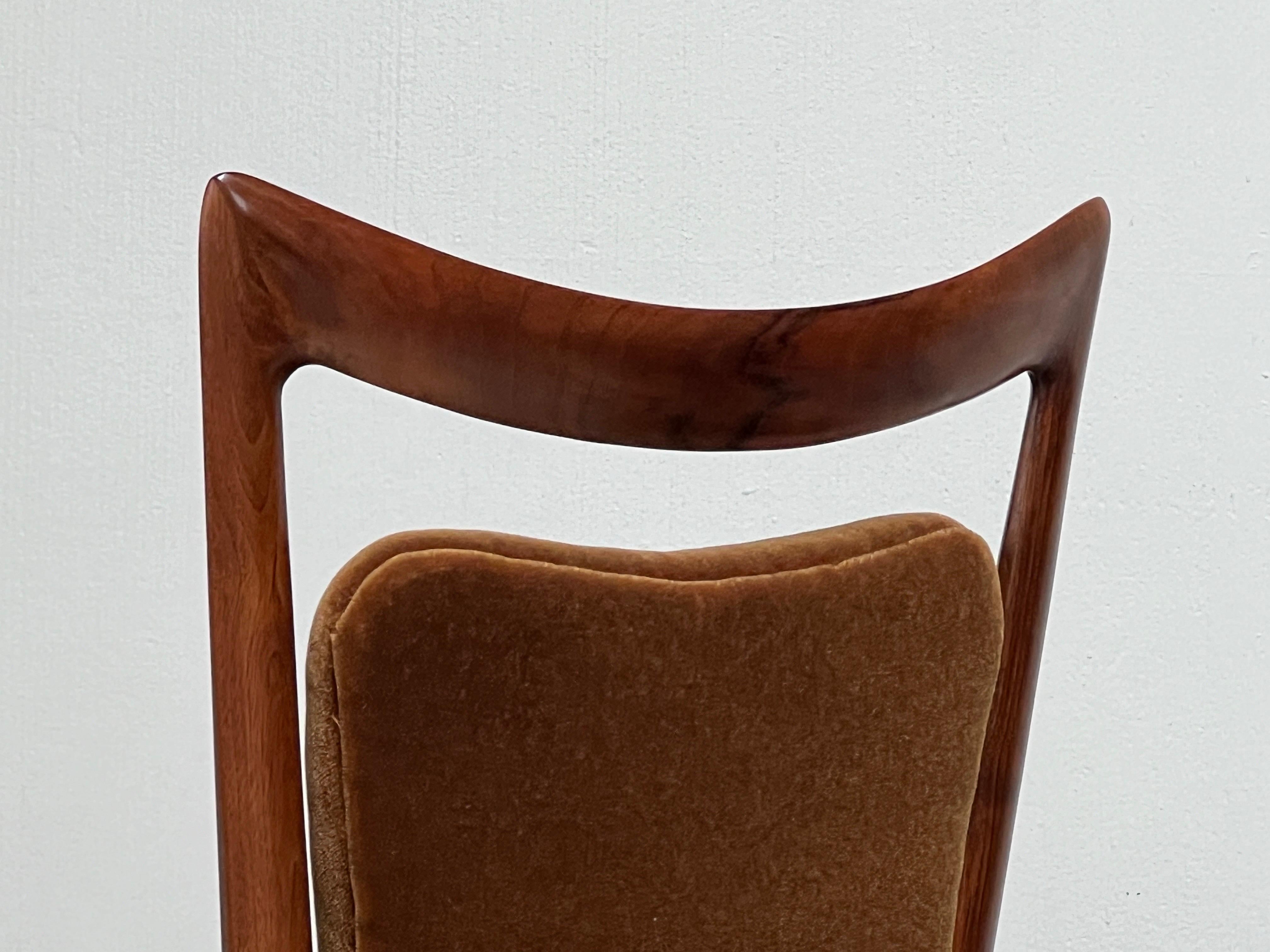 Ten Dining Chairs by Mario Gottardi & Melchiorre Bega 5