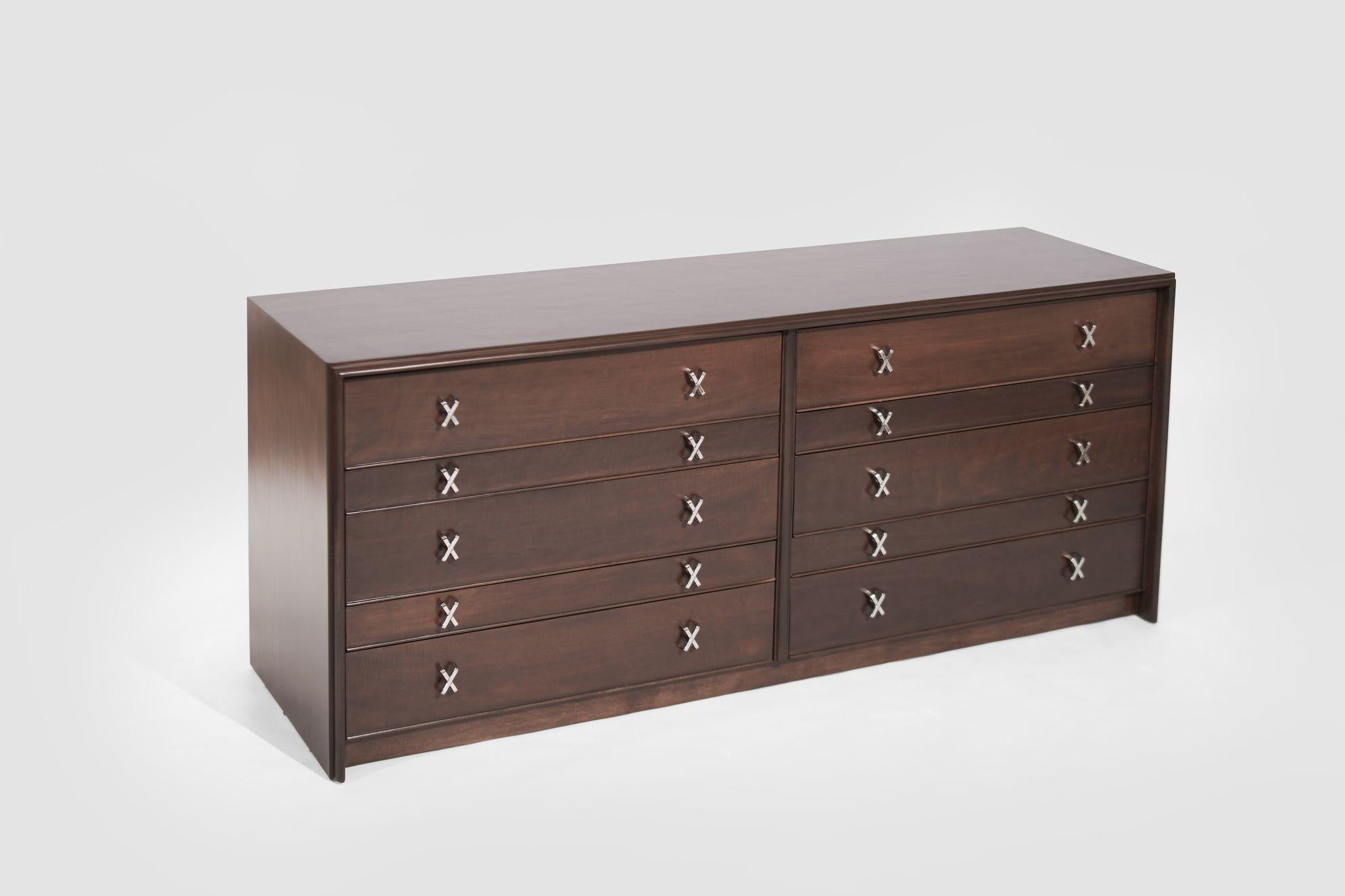 Ten Drawer Dresser by Paul Frankl, C. 1950s In Excellent Condition For Sale In Westport, CT