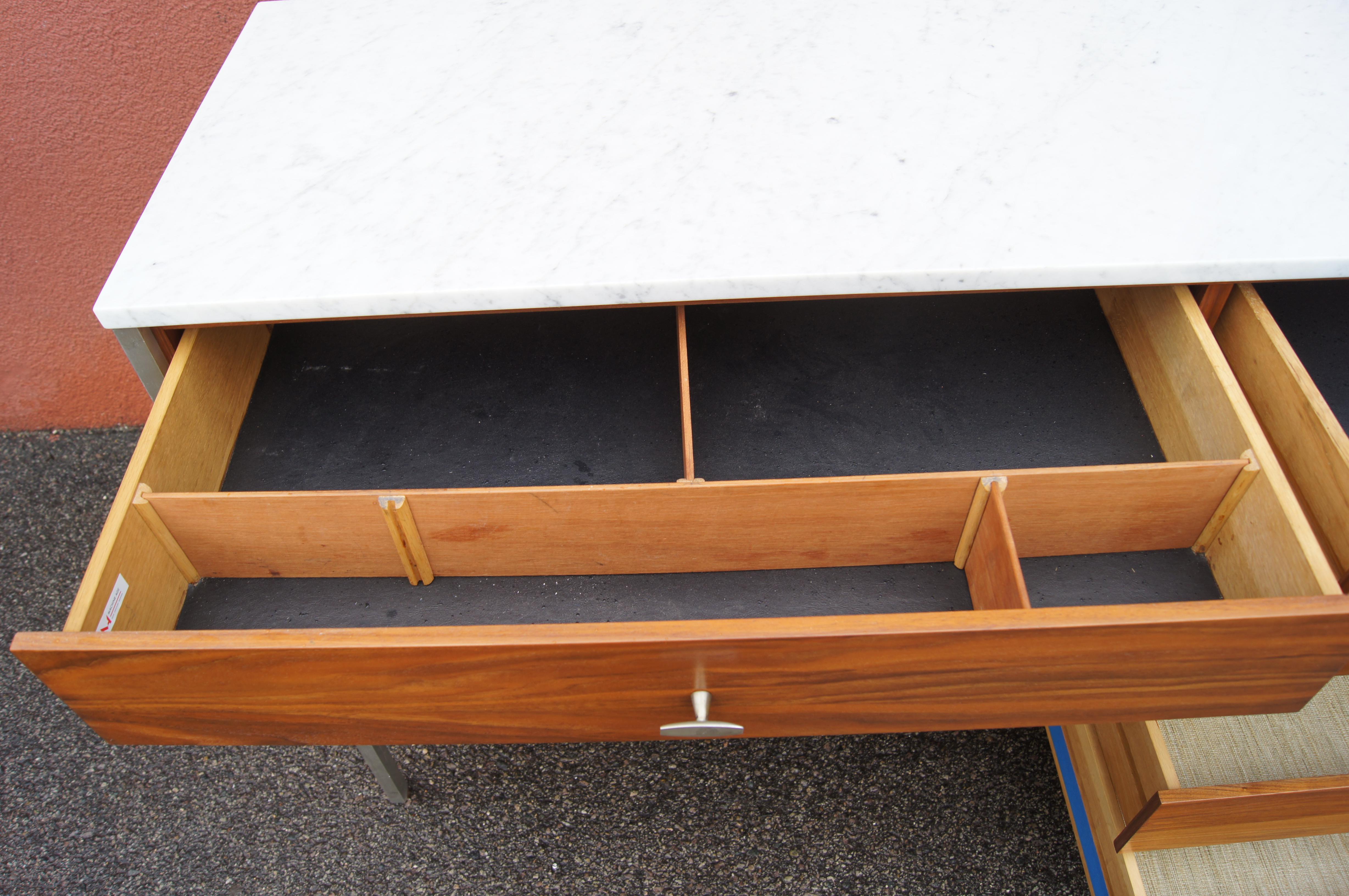 Mid-20th Century Ten-Drawer Walnut Dresser with Marble Top by Paul McCobb