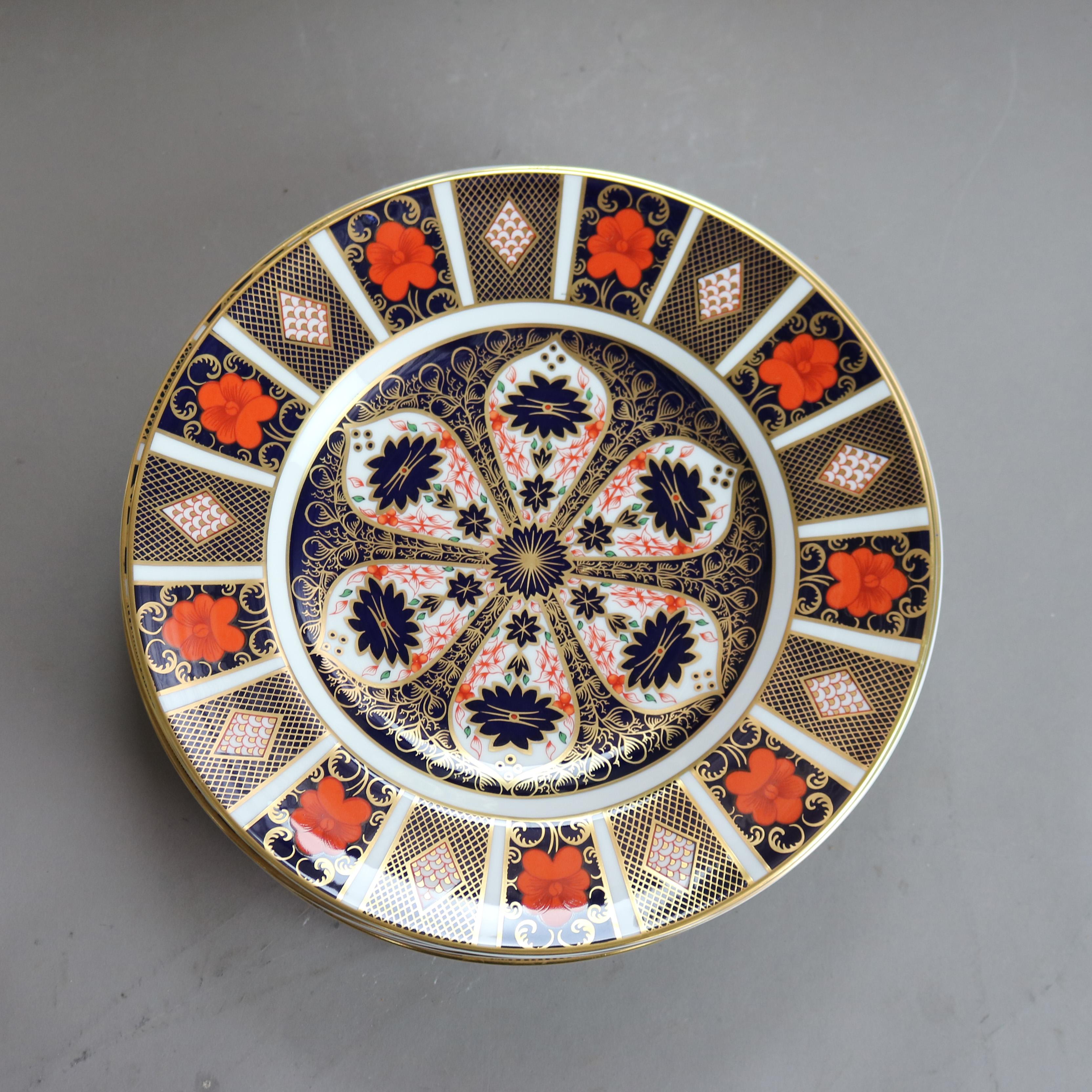 Ten English Royal Crown Derby Old Imari Bone China Plates with Seal 20thC

Measures - 10 5/8