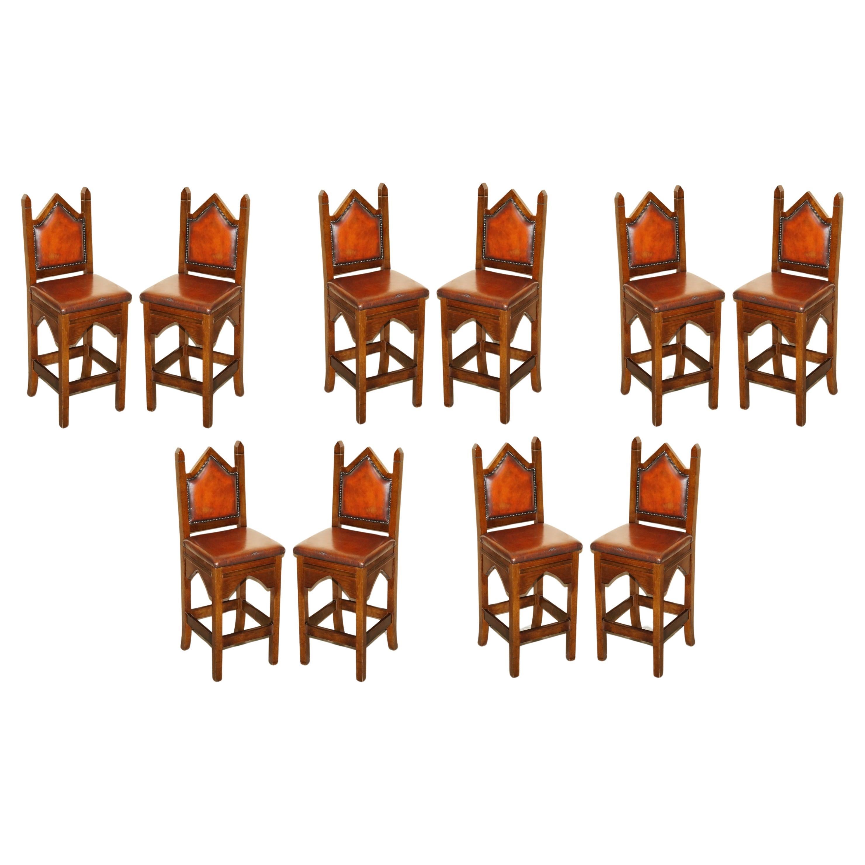 DIX FINE STOOLS DE BAR DE CUISINE EN CUIR BRUN REVIVAL GOTHIC STEEPLE BACK RESTORED