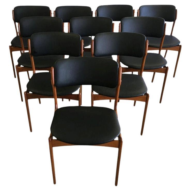 Dix chaises de salle à manger Erik Buch en teck entièrement restaurées, rembourrage personnalisé inclus
