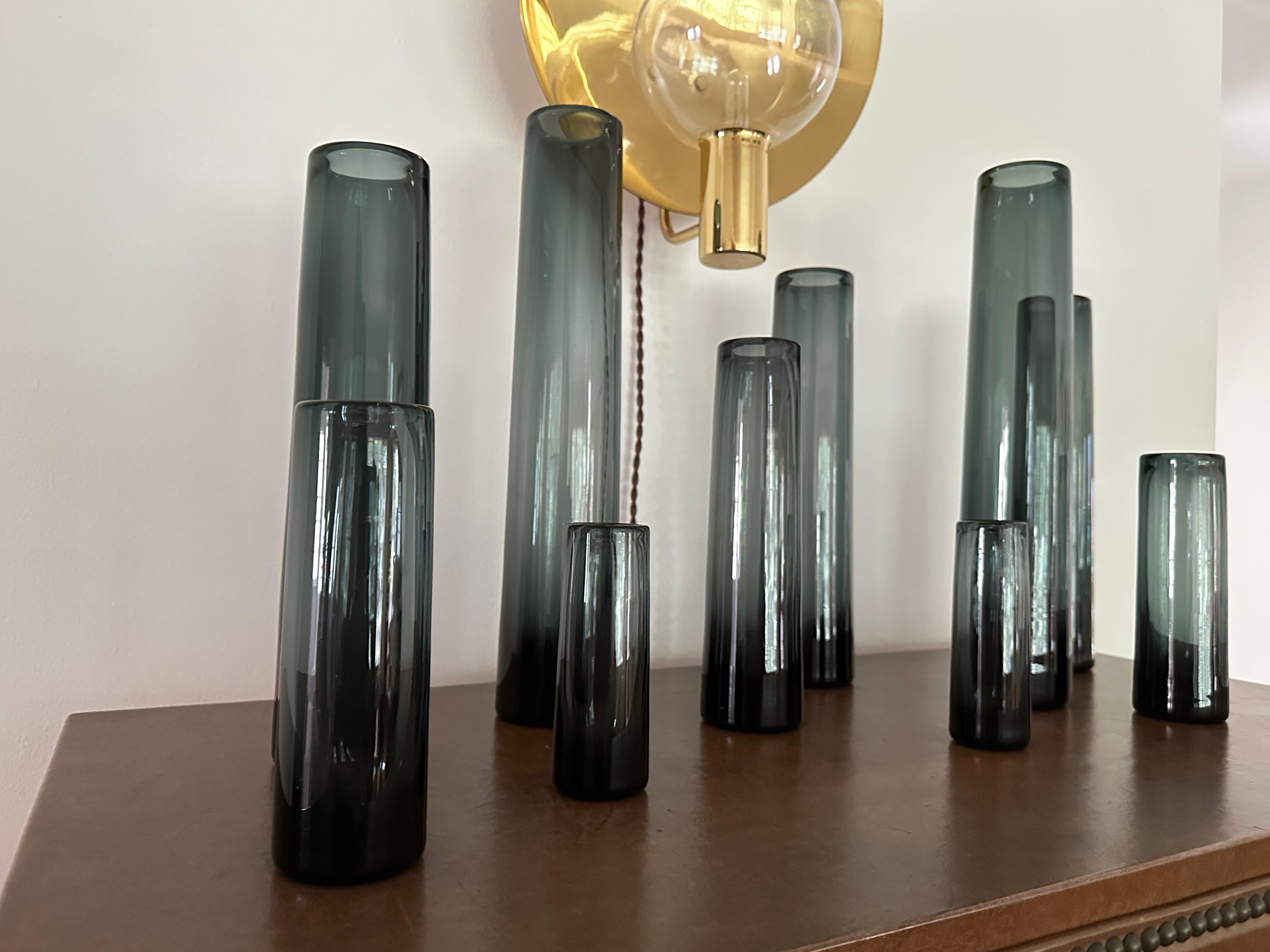 Ten Gray Per Lütken Designed Cylinder Vases From Holmegaard For Sale 2