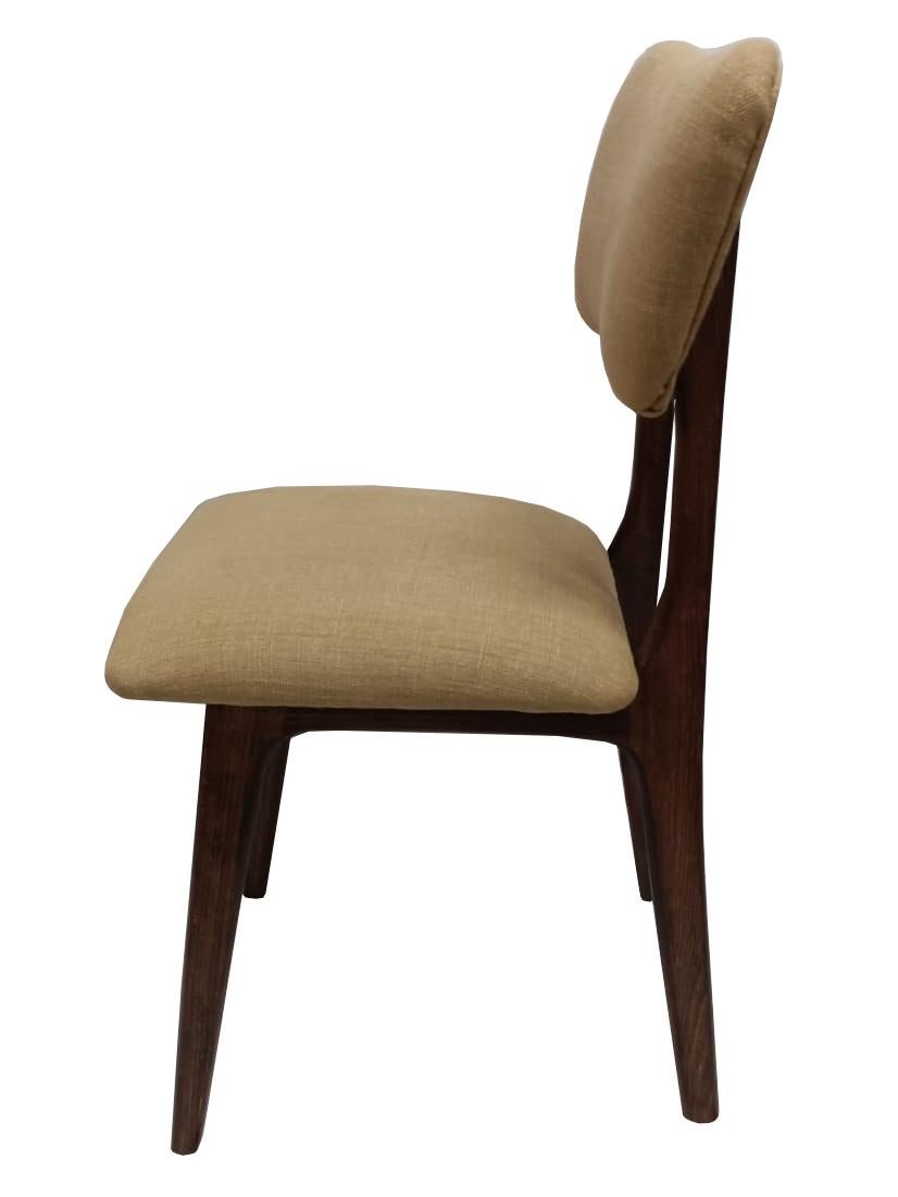 Fait main Dix chaises papillon du milieu du siècle, lin artisanal camel par Pierre Frey, Europe, 1960 en vente
