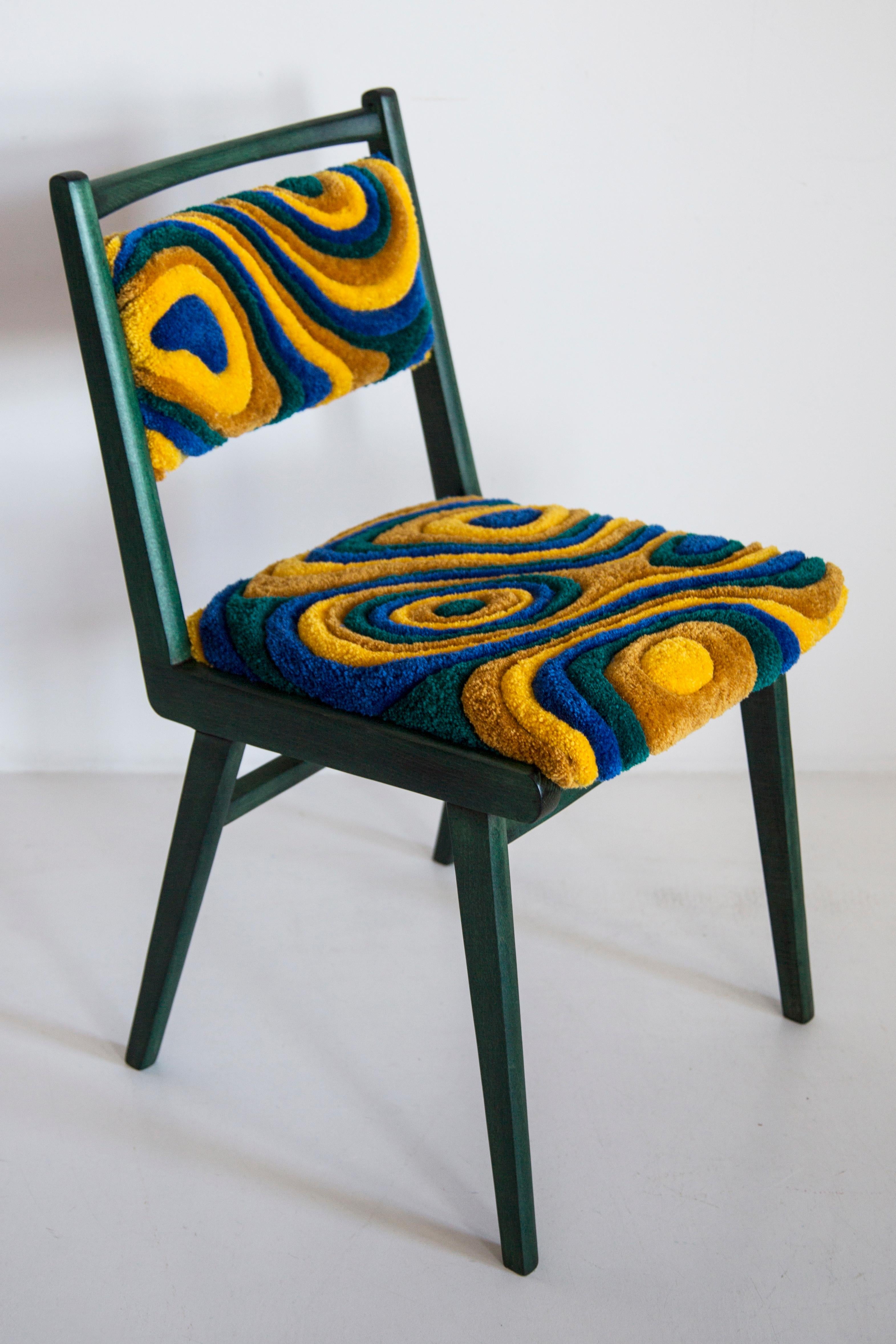 Ten Mid Century JAR Chairs, Tufting Green and Yellow Wool, Europe, Poland, 1960s For Sale 1