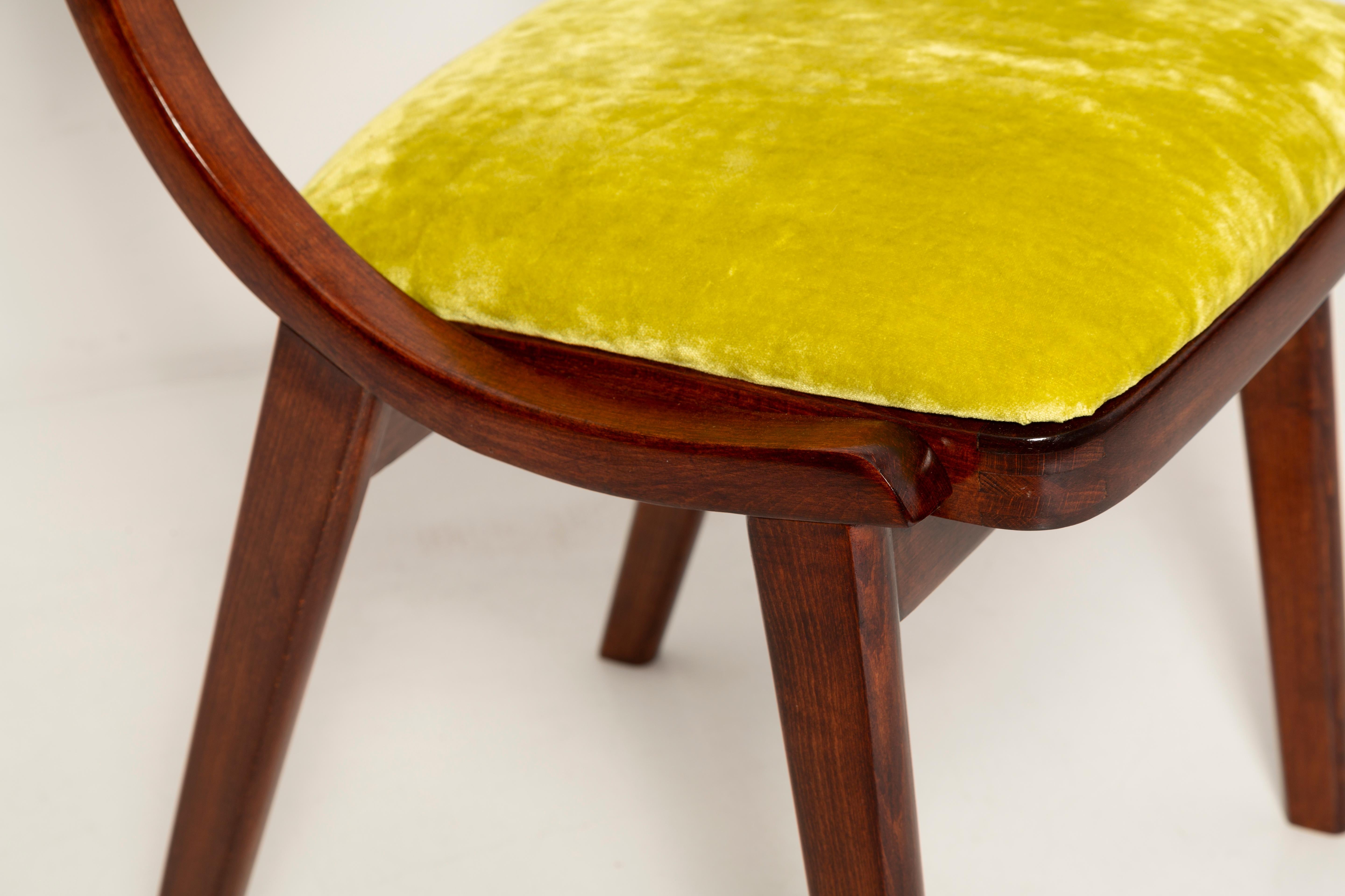Ten Mid Century Modern Bumerang Chairs, Lime Velvet Plushy Dedar, Poland, 1960s For Sale 4