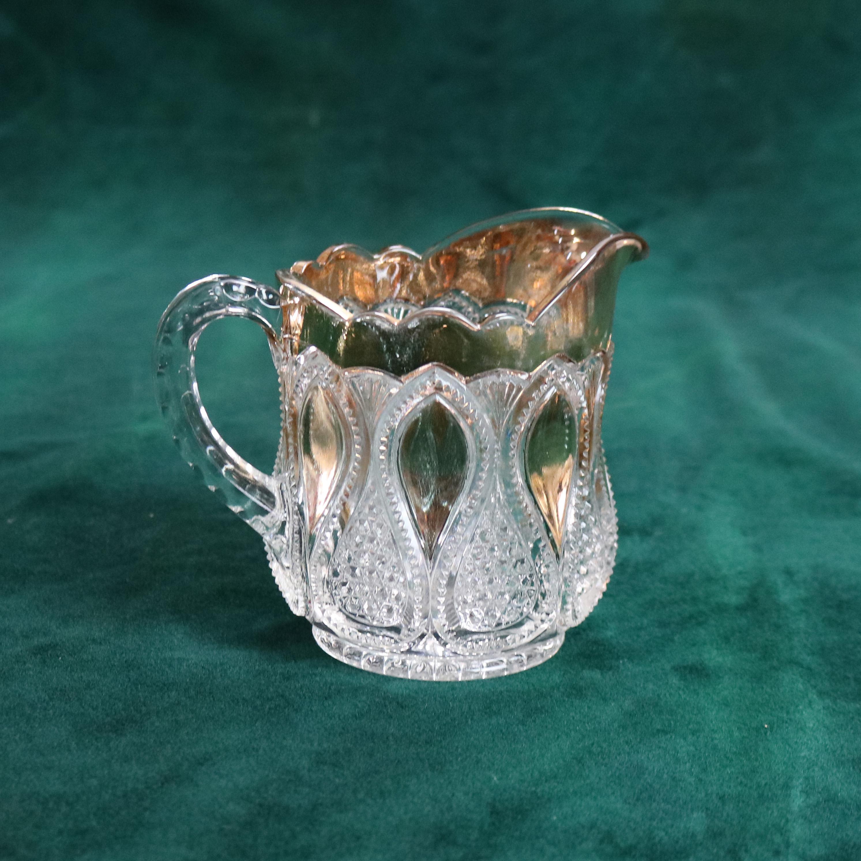 Vajilla antigua de diez piezas de vidrio prensado dorado C1930 en venta 8