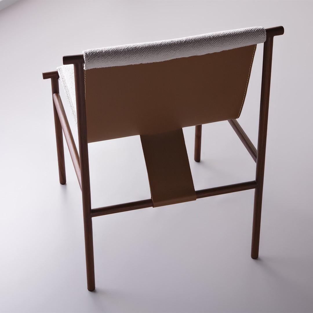 Tenda Stuhl, Tiago Curioni, Edelstahl oder Holz und Leder, zeitgenössischer Stuhl im Angebot 3