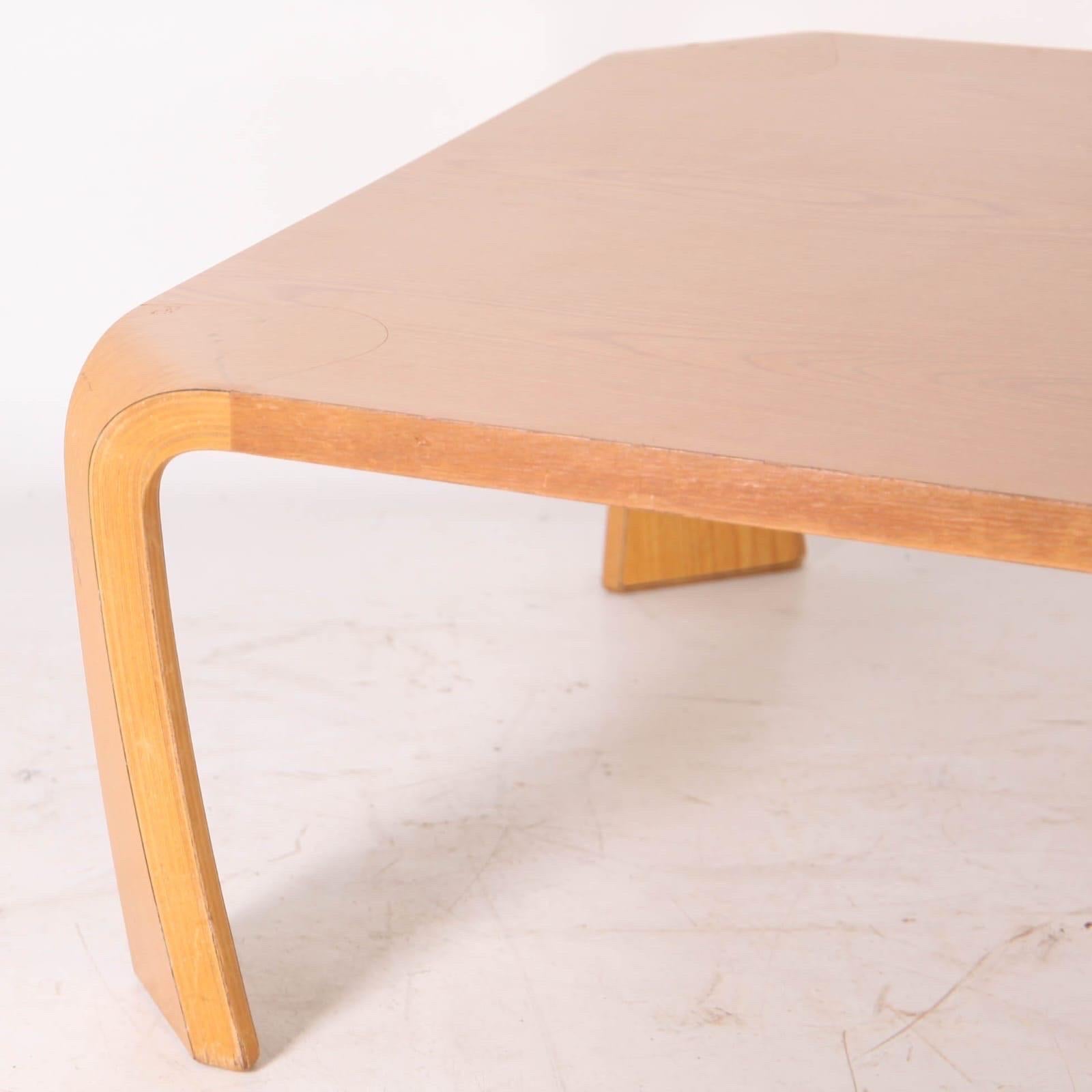 Table basse Tendo Mokko Bon état - En vente à Isle Sur Sorgue, FR