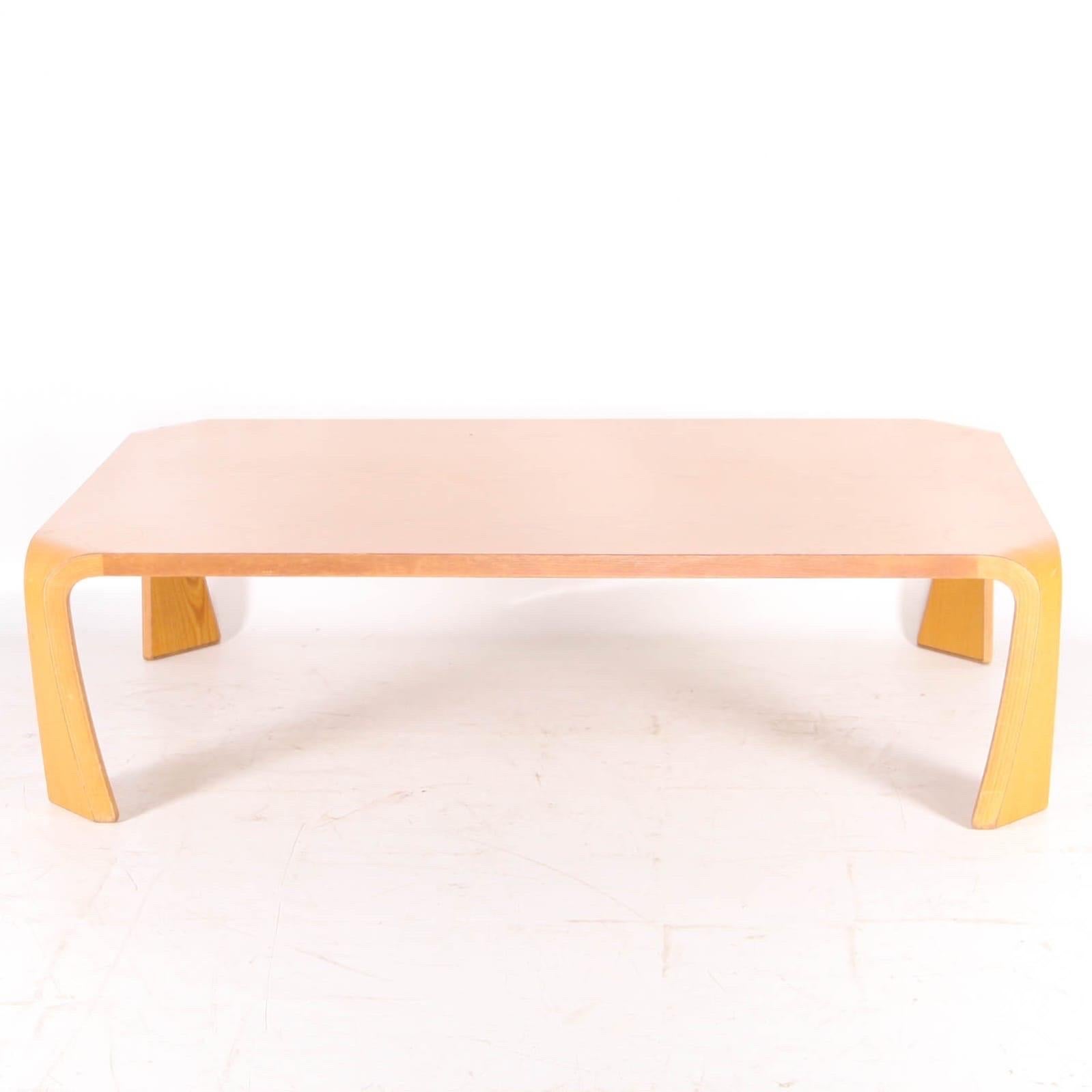 Fin du 20e siècle Table basse Tendo Mokko en vente