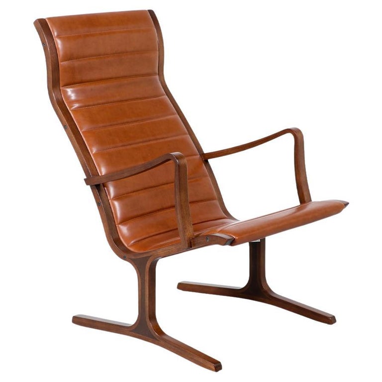 Tendo Mokko "Heron" Cognac Leather Lounge Chair For Sale