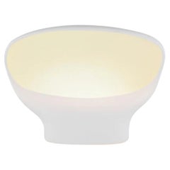 Weiße Teneum-Tischlampe