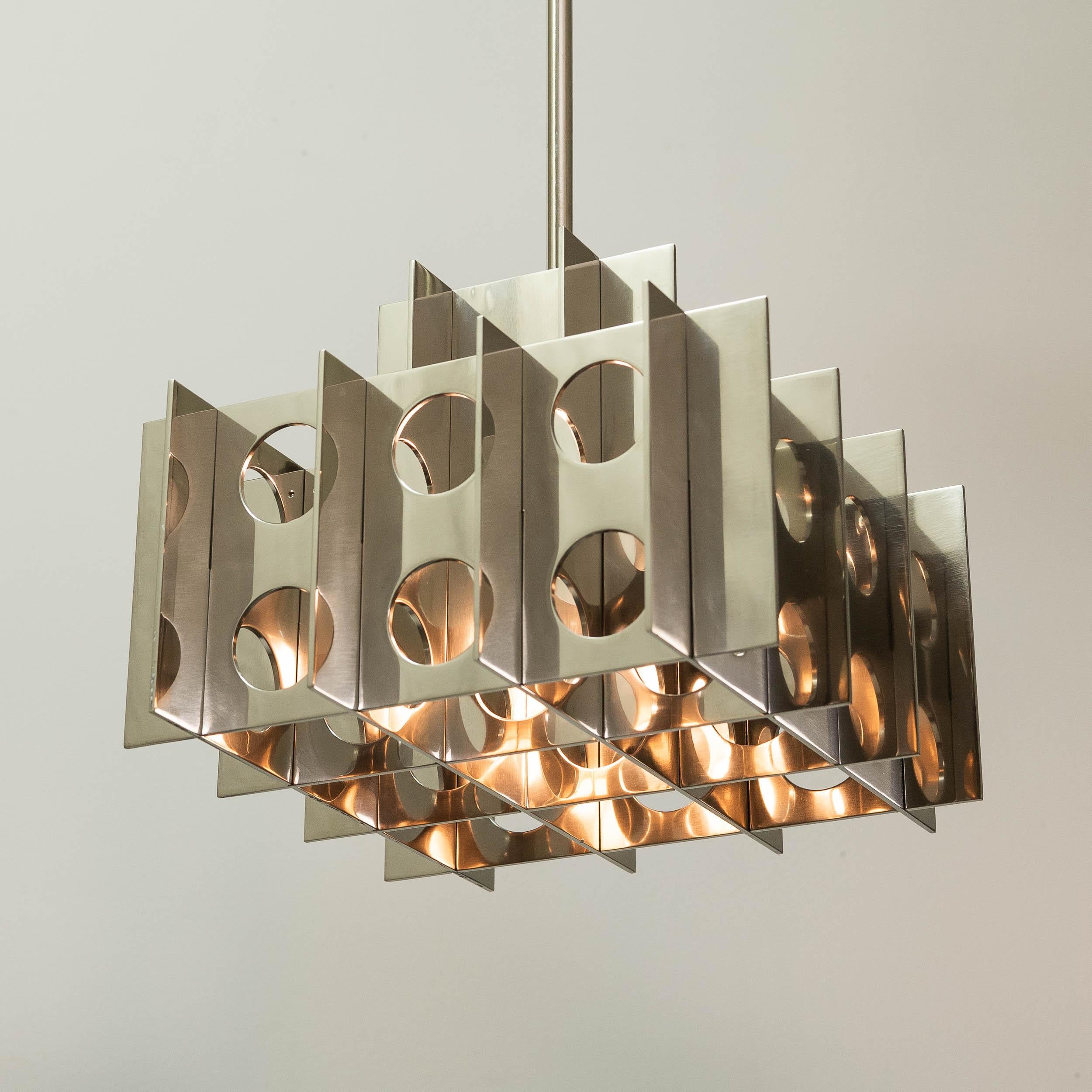 Moderne Plafonnier Tenfold 3TA 24 pouces, nickel poli, brutaliste, géométrique en vente