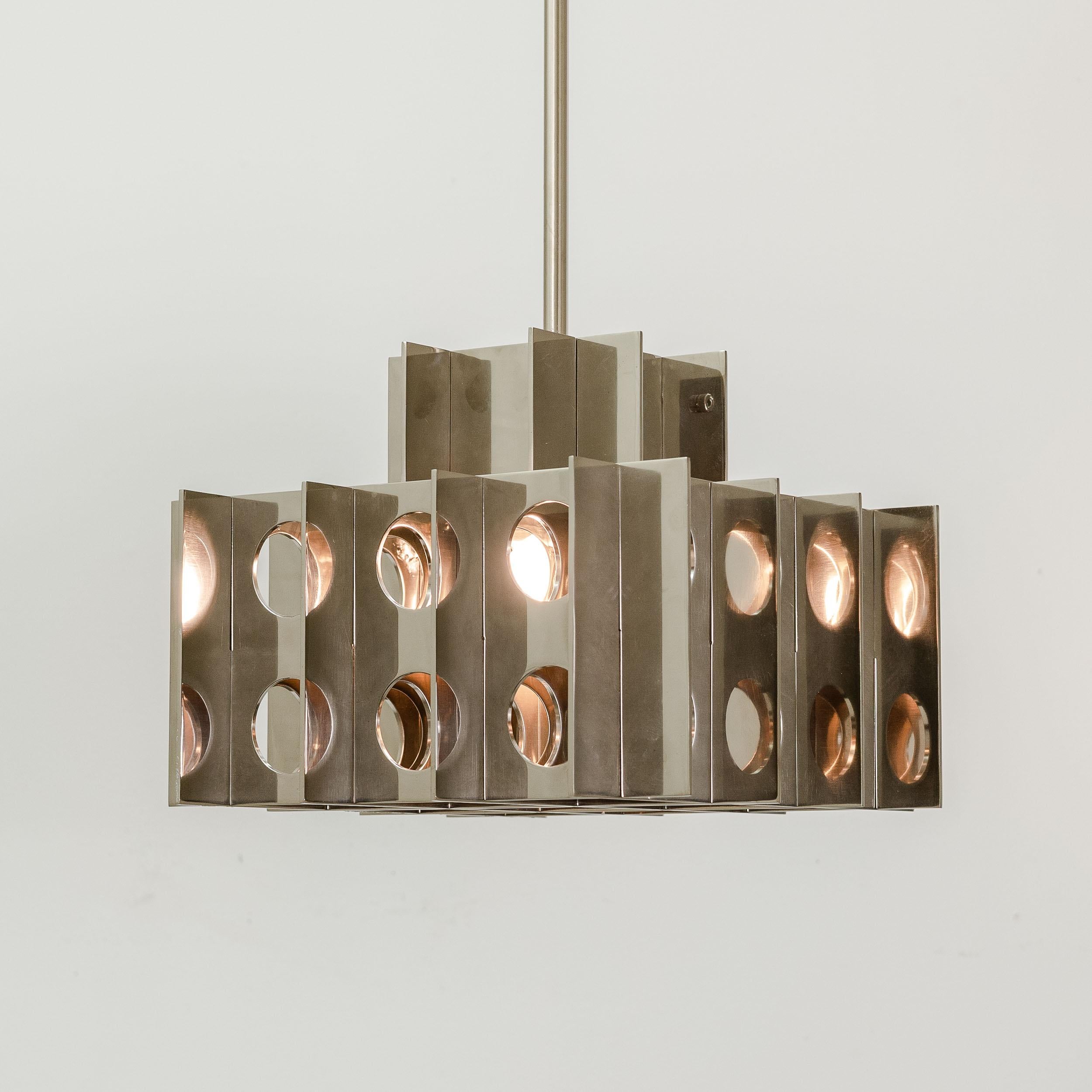 Plafonnier Tenfold 3TA 24 pouces, nickel poli, brutaliste, géométrique Neuf - En vente à Brooklyn, NY