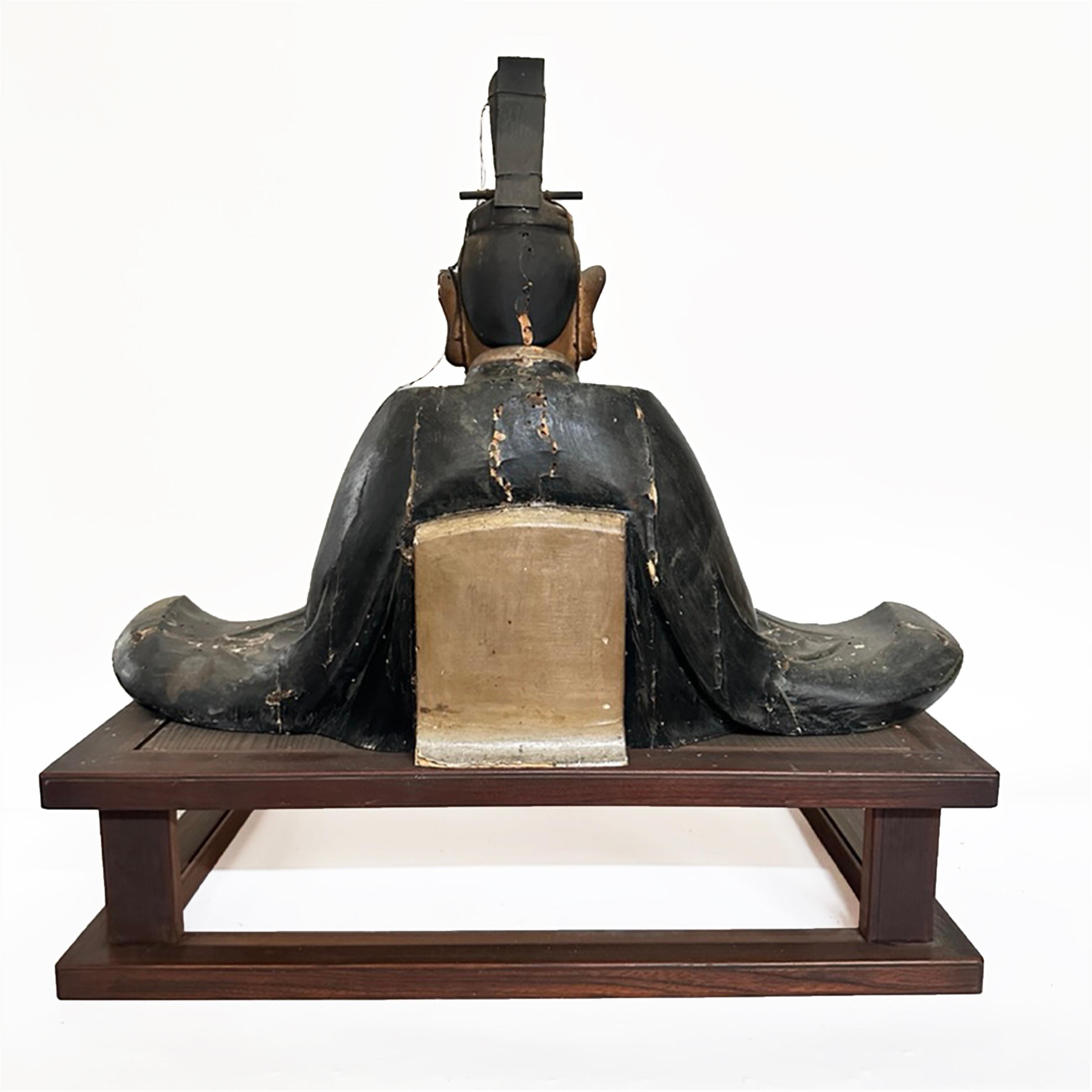 Tenjin-Sama, Holz, japanische Shinto-Göttin des Lernens und der Weisheit, Meiji-Periode (Polychromiert) im Angebot