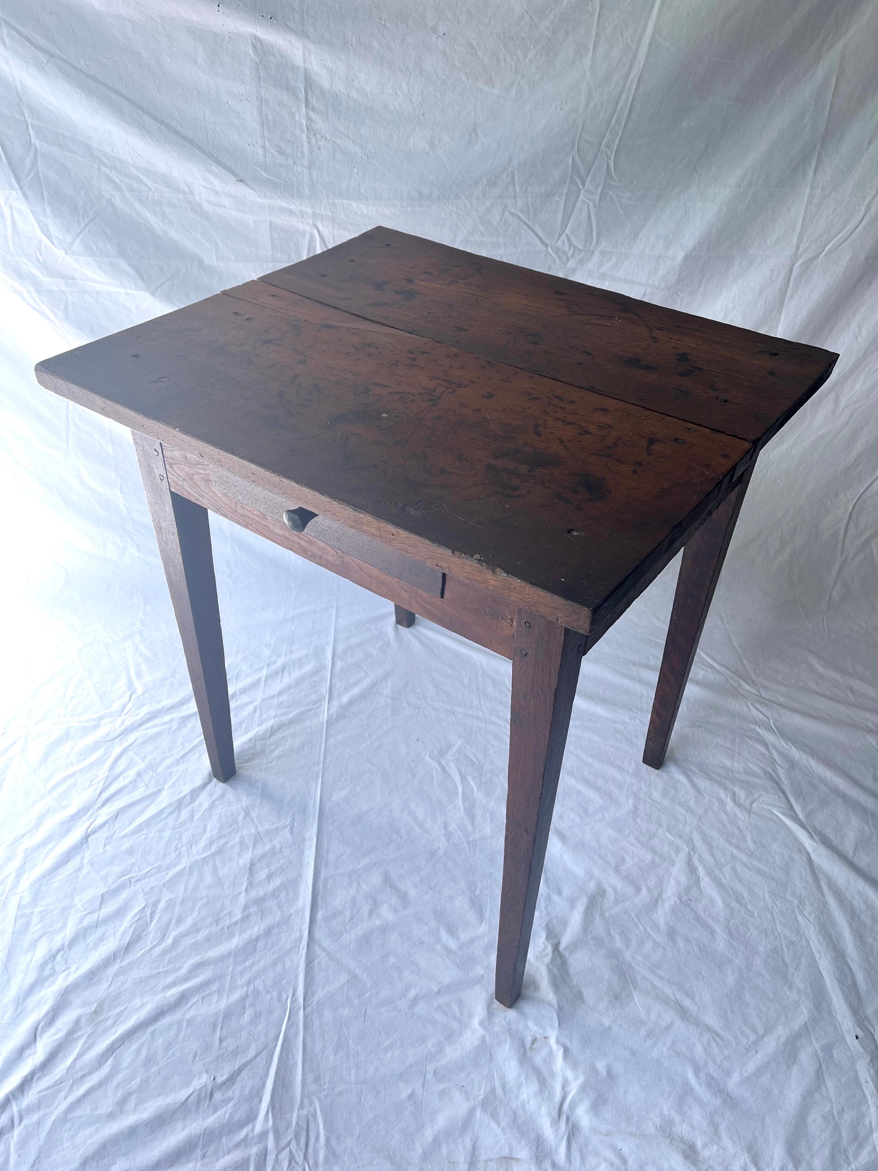 An antique, mid to late 19th century American hand built primitive one drawer farm table from Tennessee. I'll be the first (maybe) to tell you that antique dealers can spin a yarn. The dealer from whom I purchased this table - quick side note for a
