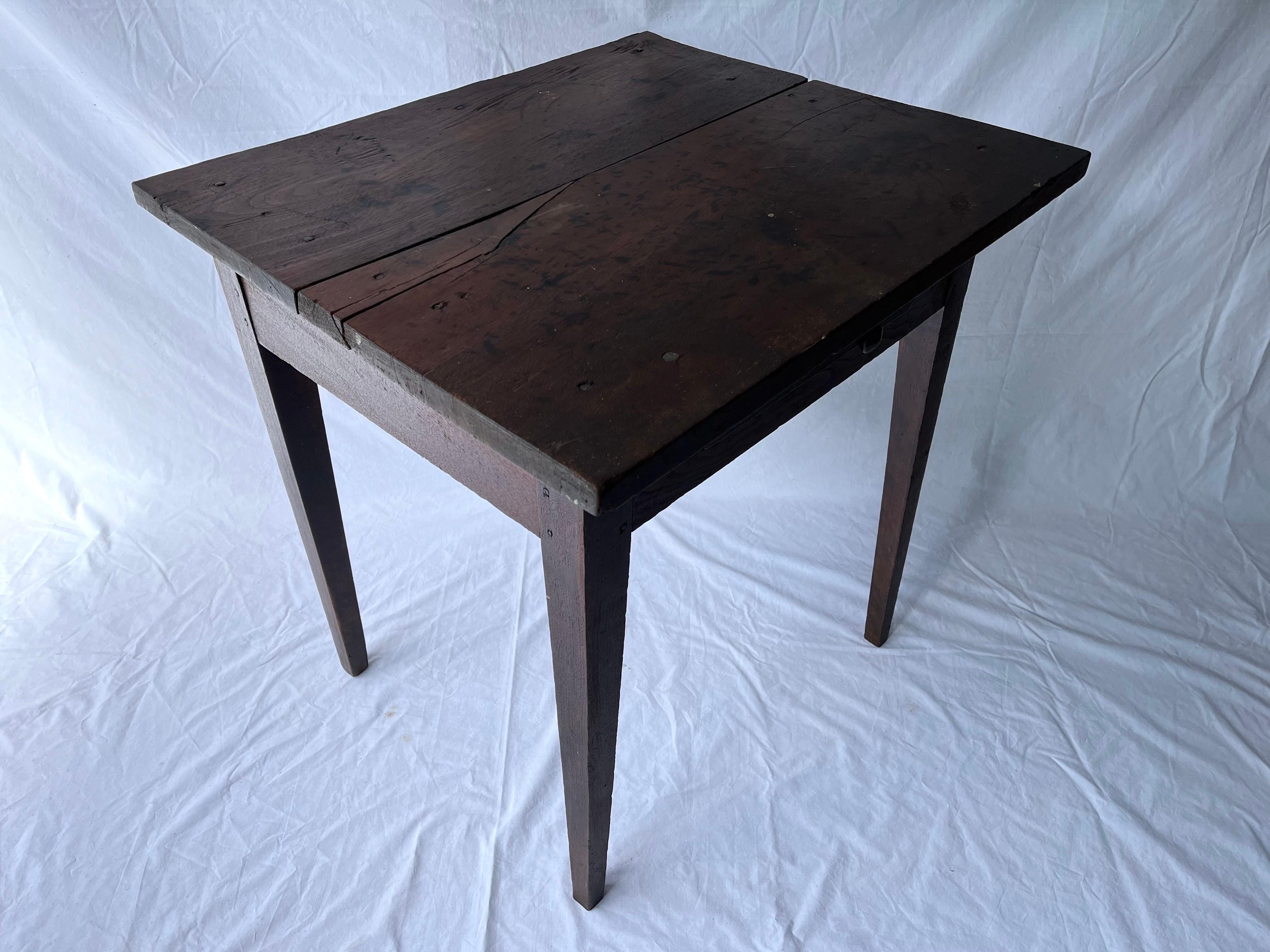 Tennessee Antique American Hand Built One Drawer Primitive Farm House Table In Distressed Condition In Atlanta, GA