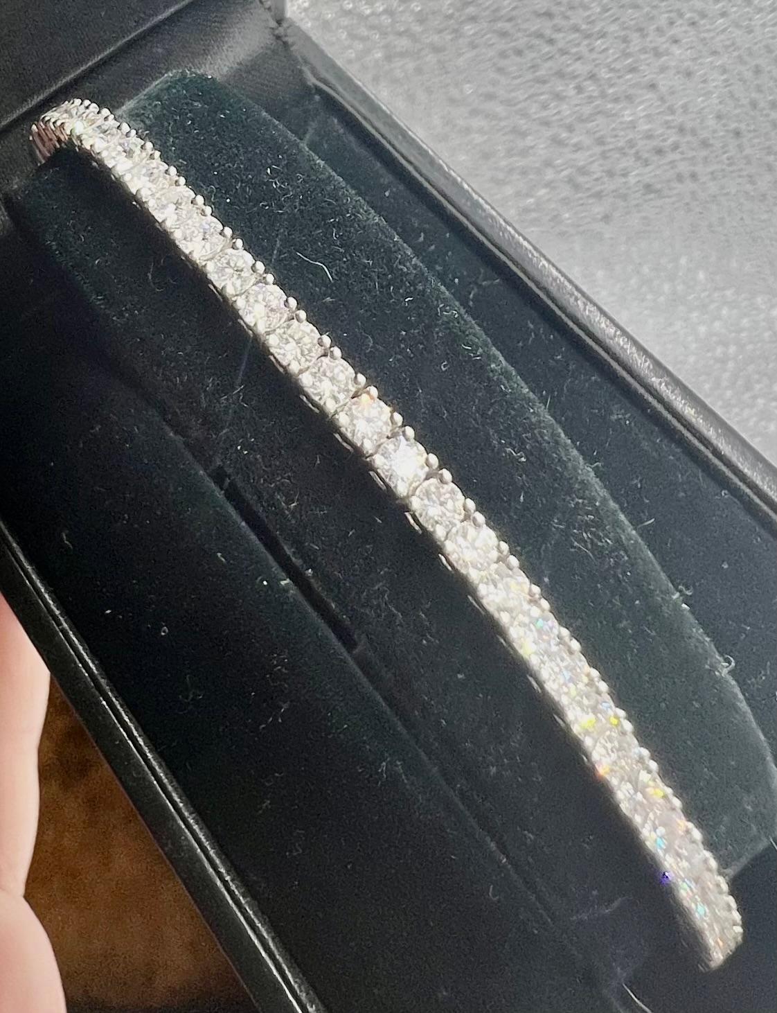 Tennis Bracelet 18-Carat White Gold Set with Diamonds for 4 Carat In Good Condition For Sale In SAINT-OUEN-SUR-SEINE, FR