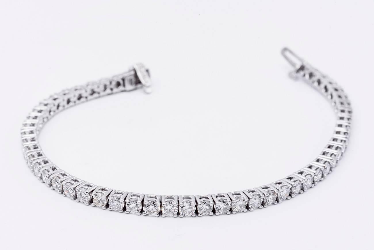 Round Cut Diamond Tennis Bracelet 2 Carat Total Weight 14 Karat White Gold