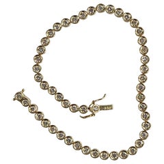 Tennis Bracelet 2.012 Carat Set in 18 Karat Gold with Diamonds