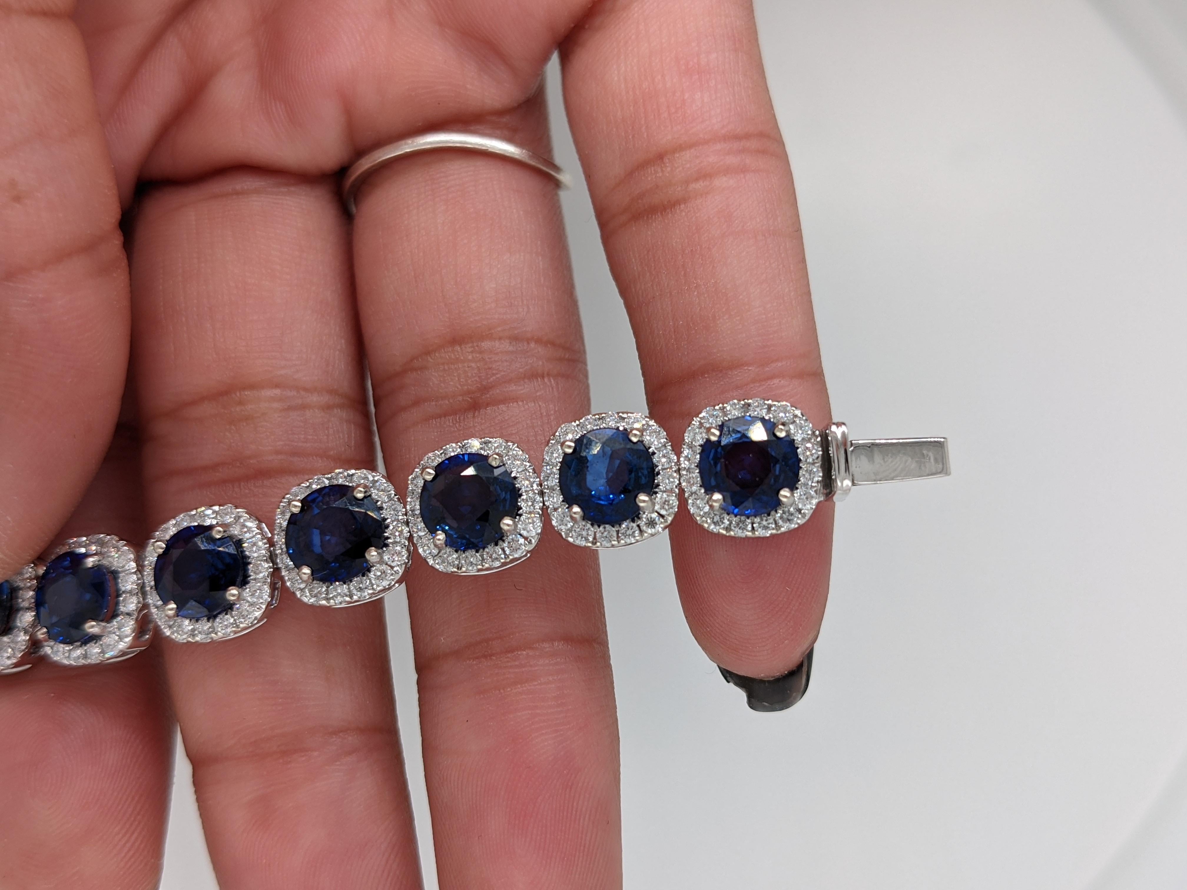 Modern Tennis Bracelet | 23 cts of Round Faceted Blue Sapphires w Natural Diamond Halos For Sale
