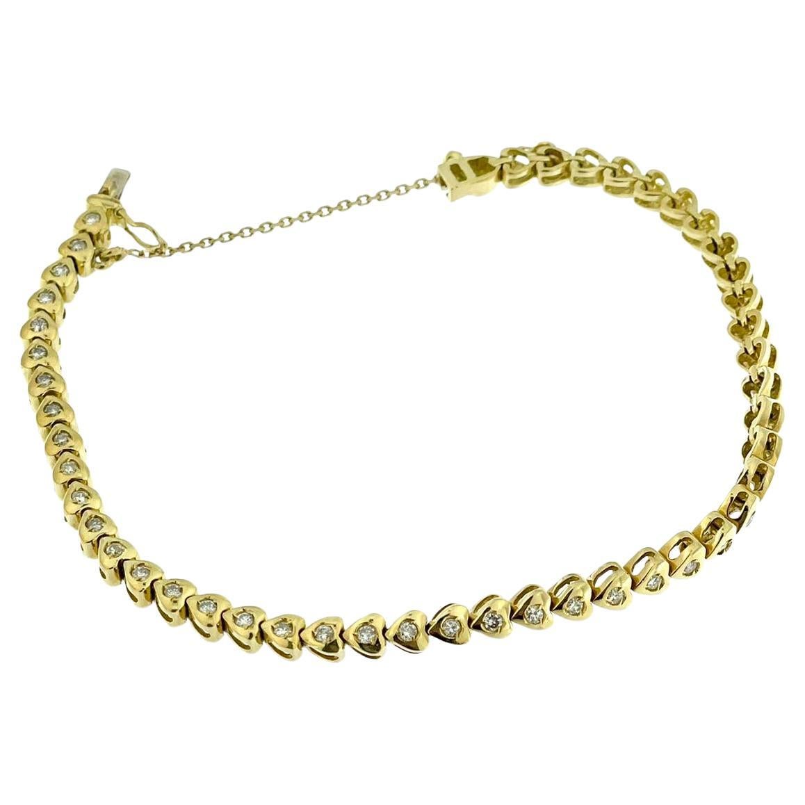 Bracelet tennis 47 cœurs en or jaune et diamants  en vente