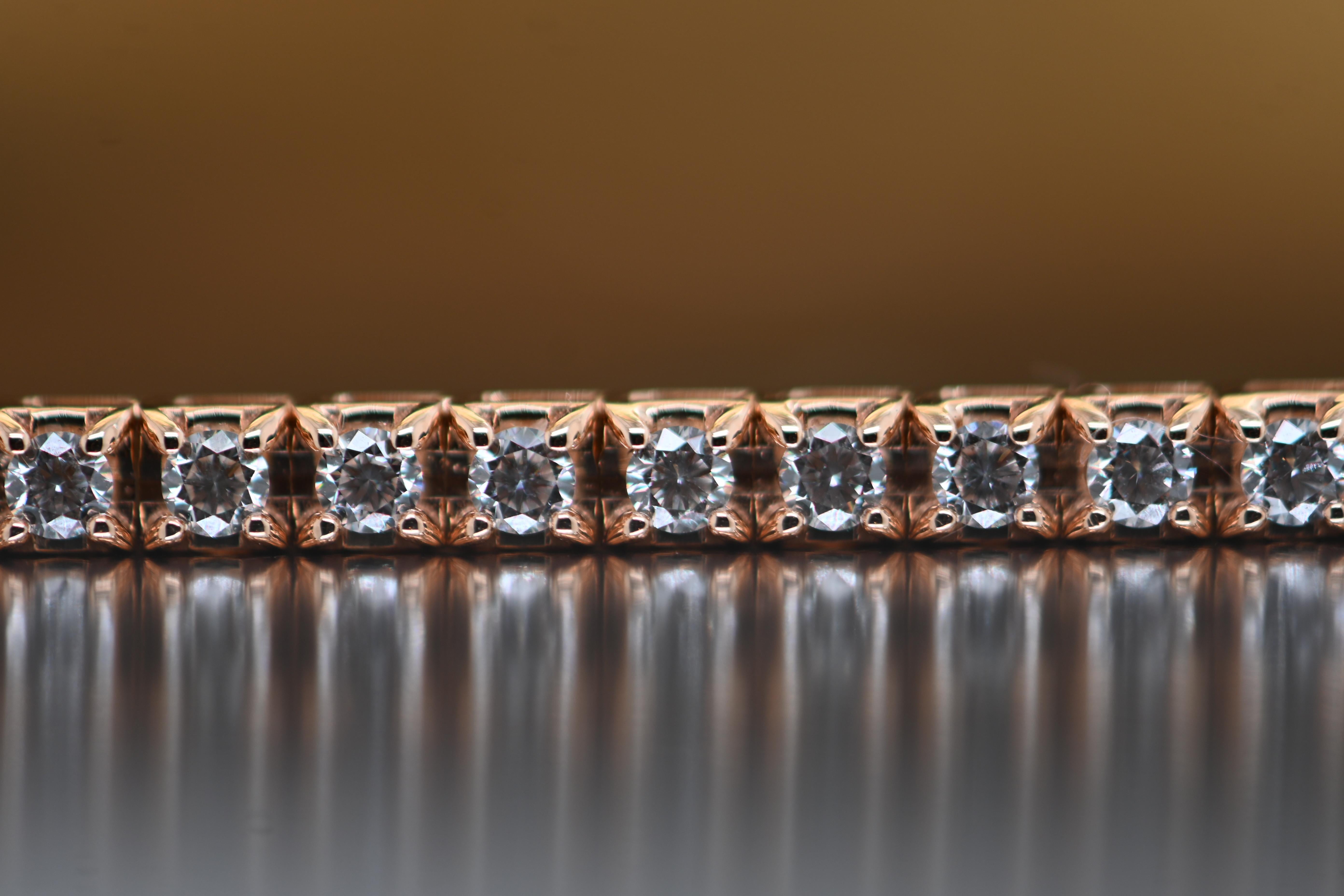 Tennis Bracelet in 18-Carat Pink Gold Adorned with Diamonds For Sale 1
