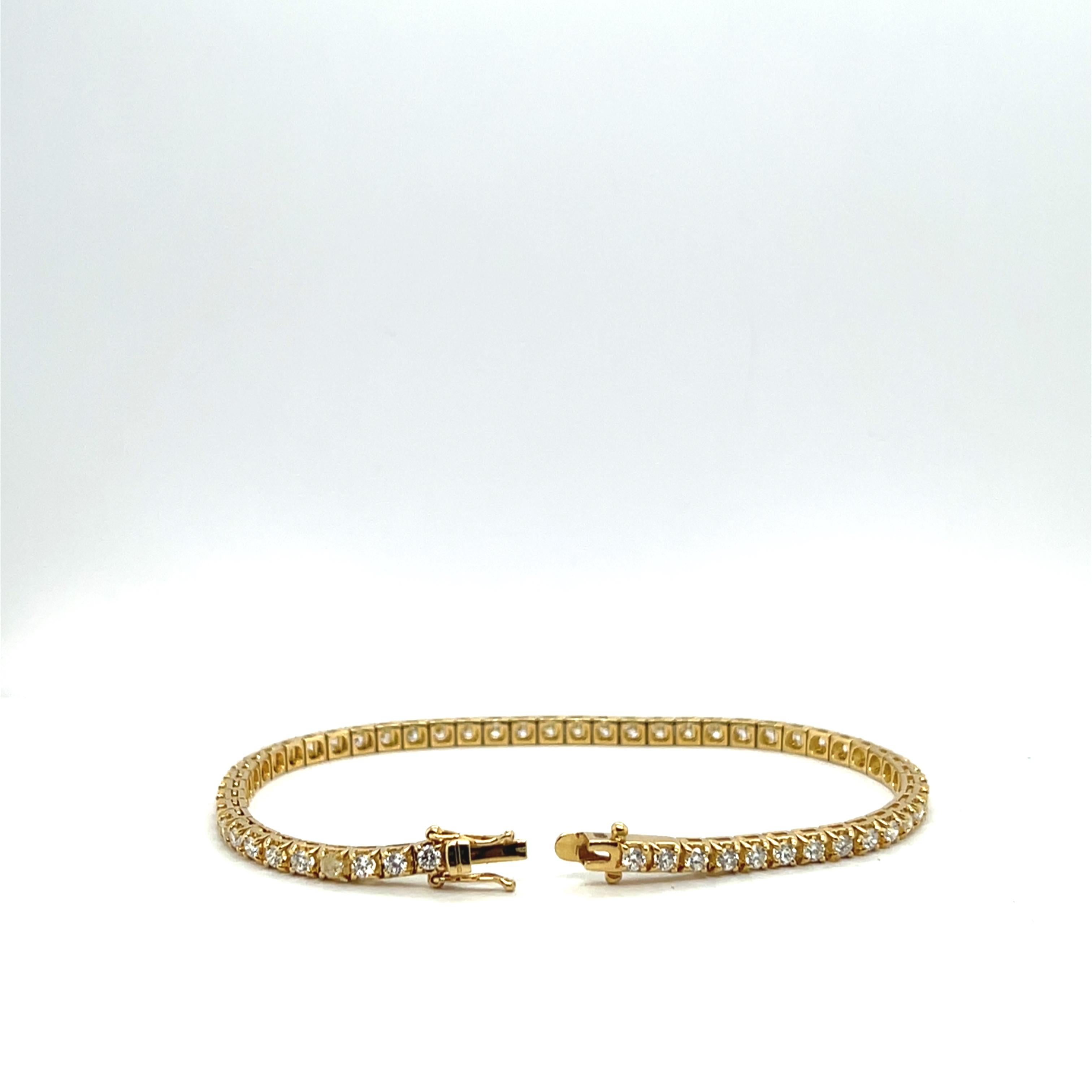 Bracciale Tennis in oro giallo 18 carati con diamanti in vendita 5