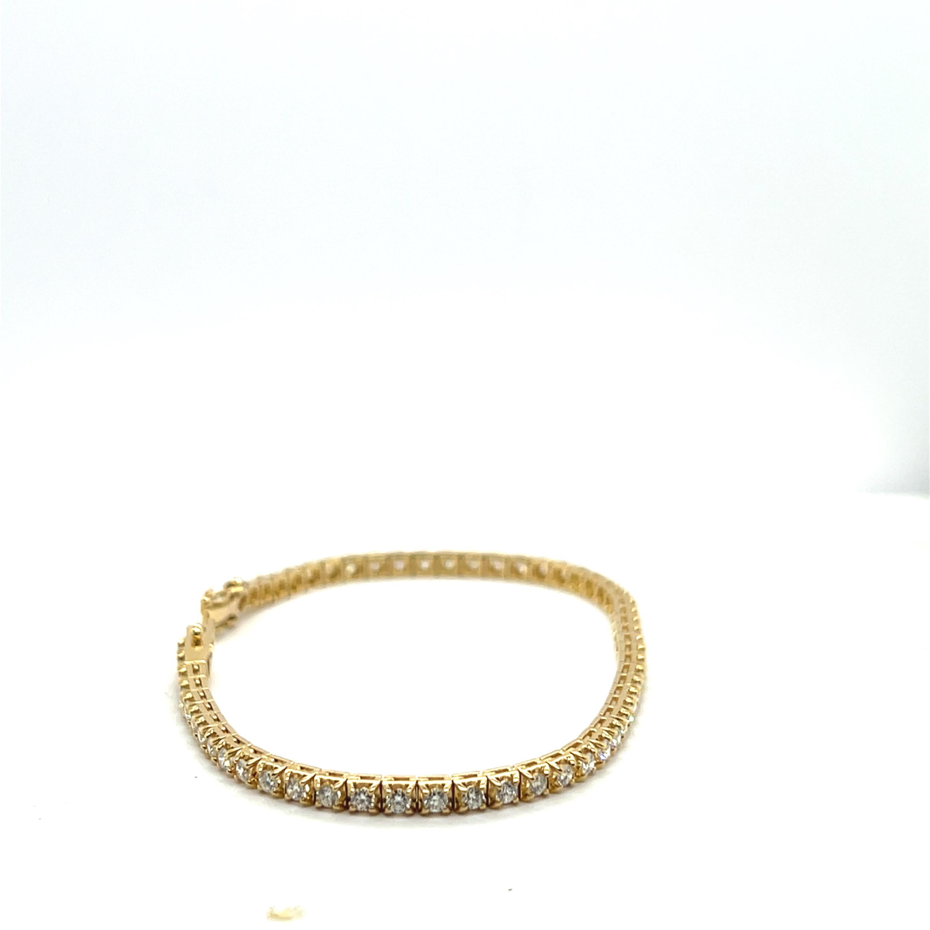Bracciale Tennis in oro giallo 18 carati con diamanti in vendita 6