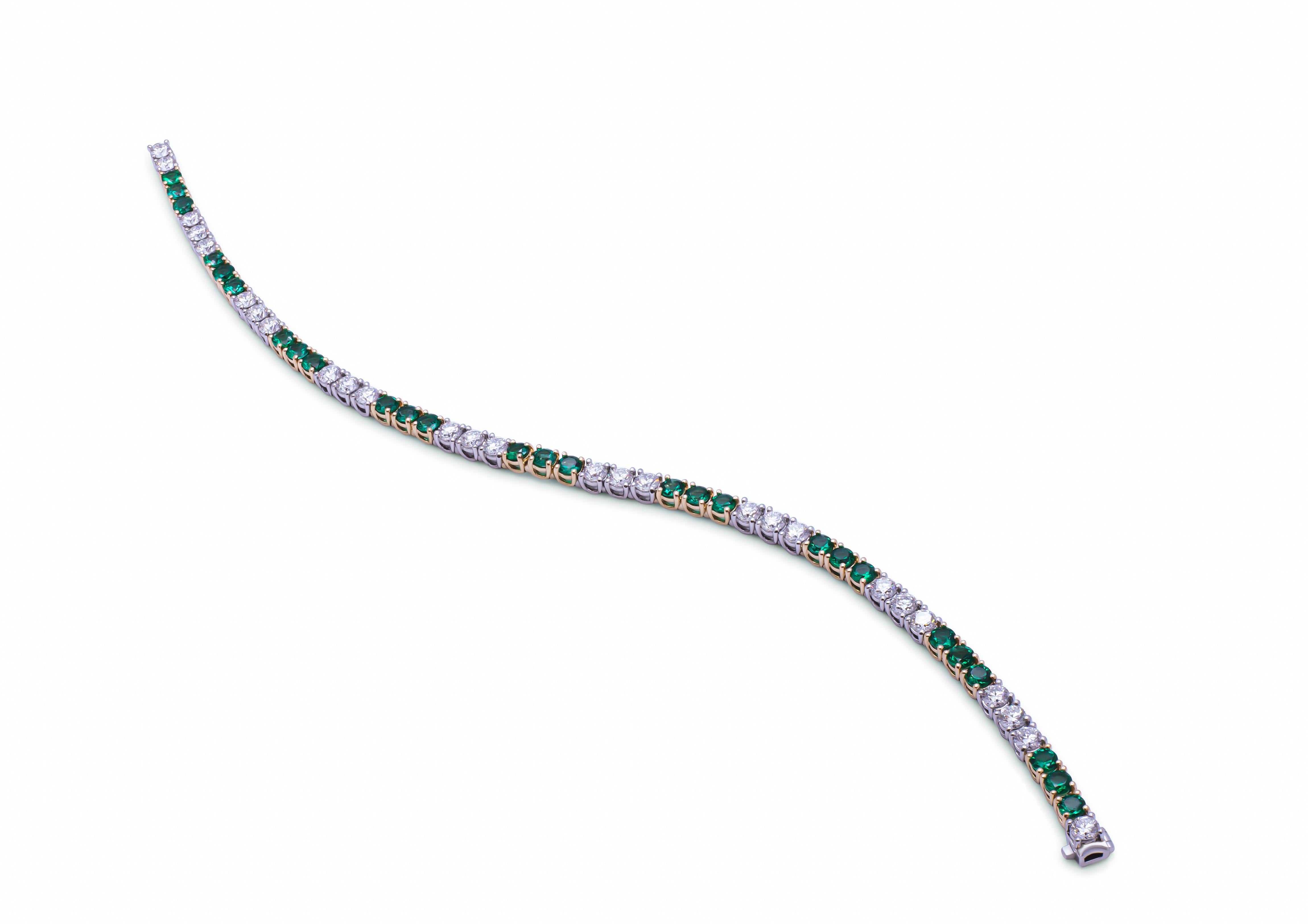 Round Cut Tennis Bracelet in Platinum with Diamonds and Green Emeralds  For Sale