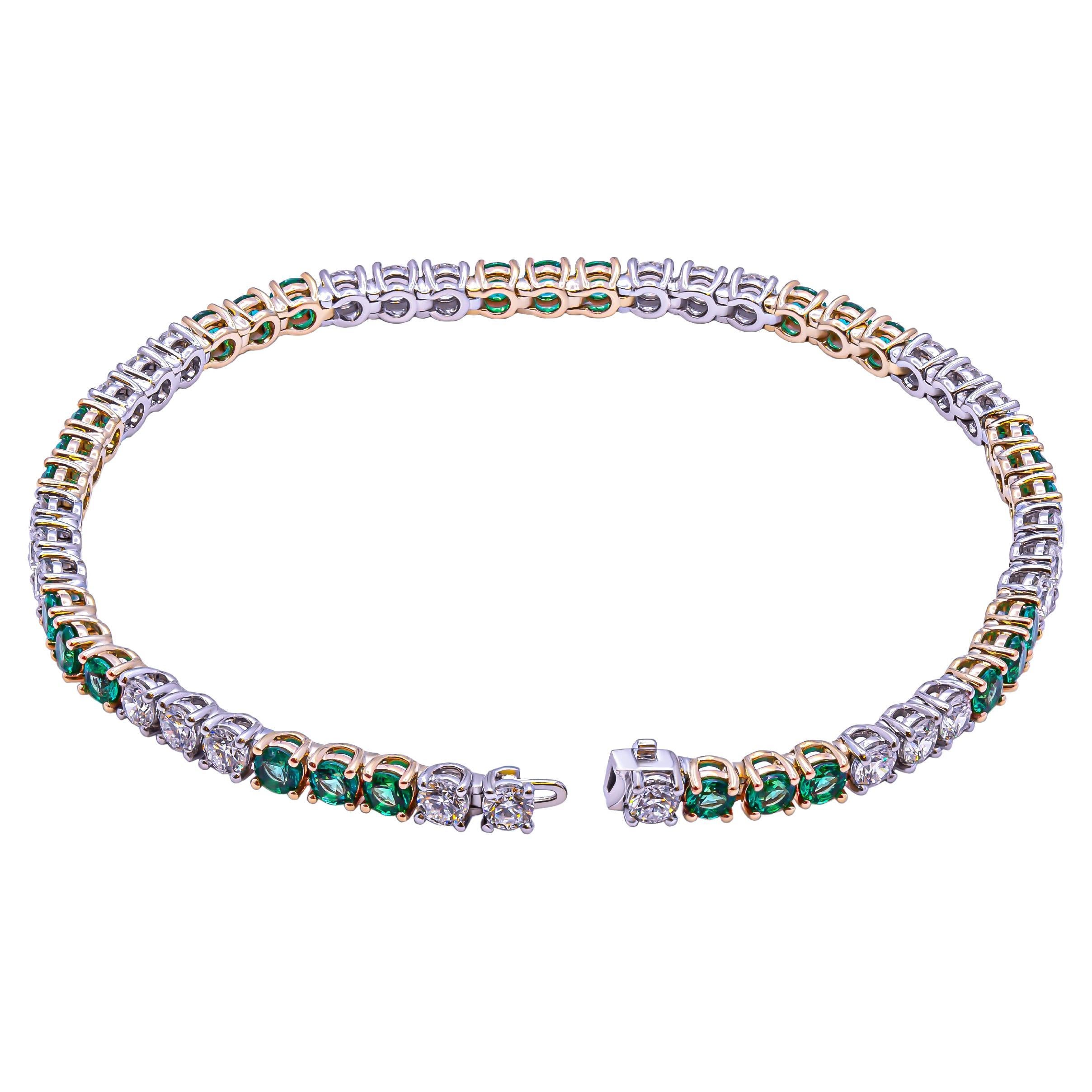 Tennis Bracelet in Platinum with Diamonds and Green Emeralds  For Sale